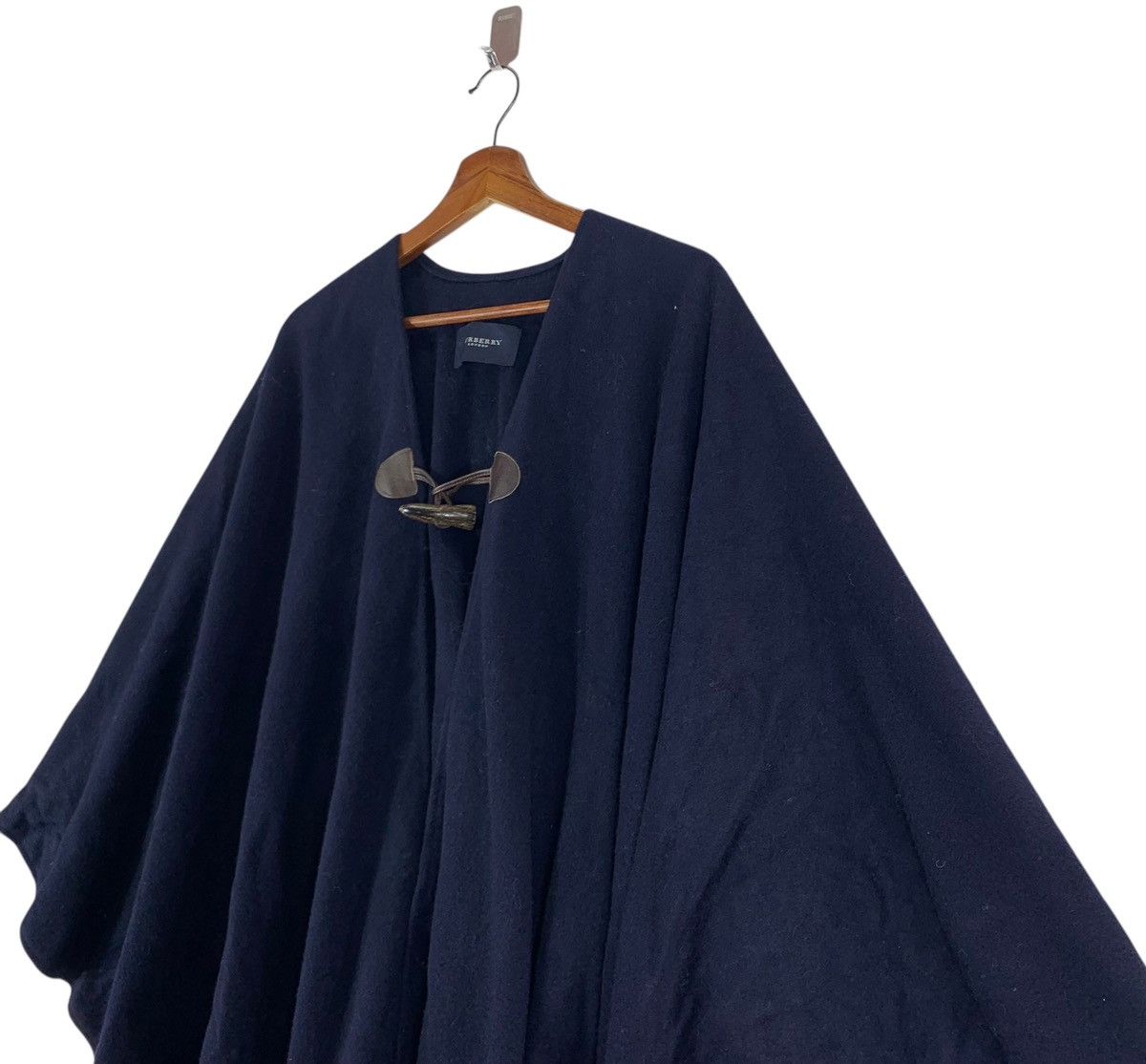 Burberry BURBERRY CLOAK CASHMERE BLEND Size US M / EU 48-50 / 2 - 3 Thumbnail