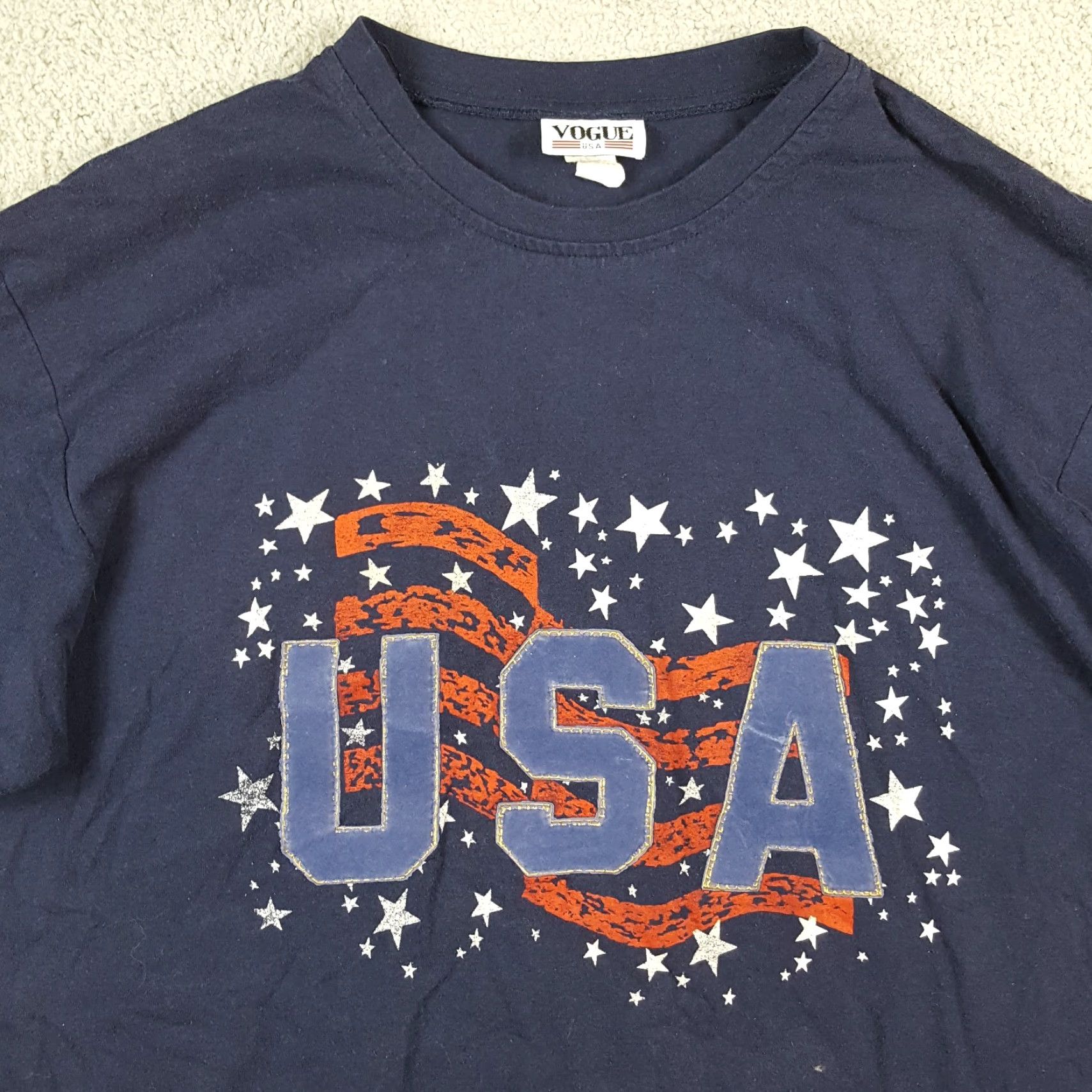 Vogue VINTAGE Vogue T-Shirt Men Large Summer Short Sleeve Cotton Logo USA Flag 90s Y2K Preppy Size US L / EU 52-54 / 3 - 2 Thumbnail