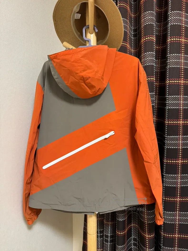 Hermes Hermes Windproof and Waterproof Windbreaker with Unique Co Size US M / EU 48-50 / 2 - 2 Thumbnail
