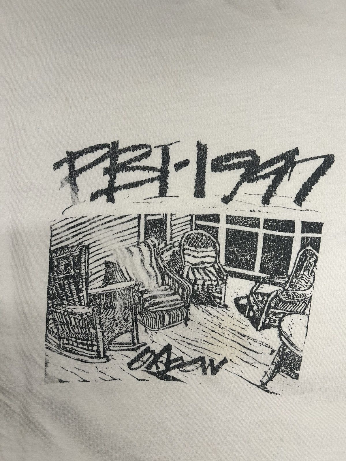 Other Crazy Rare Vintage PBI-1997 White Graphic Art Scene T-Shirt Size US L / EU 52-54 / 3 - 2 Thumbnail