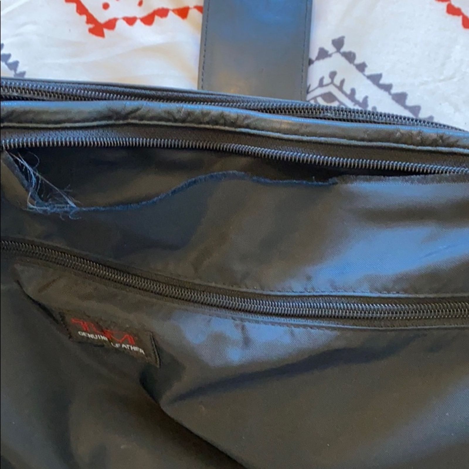 Tumi TUMI distressed leather messenger computer bag rugged Size ONE SIZE - 3 Thumbnail