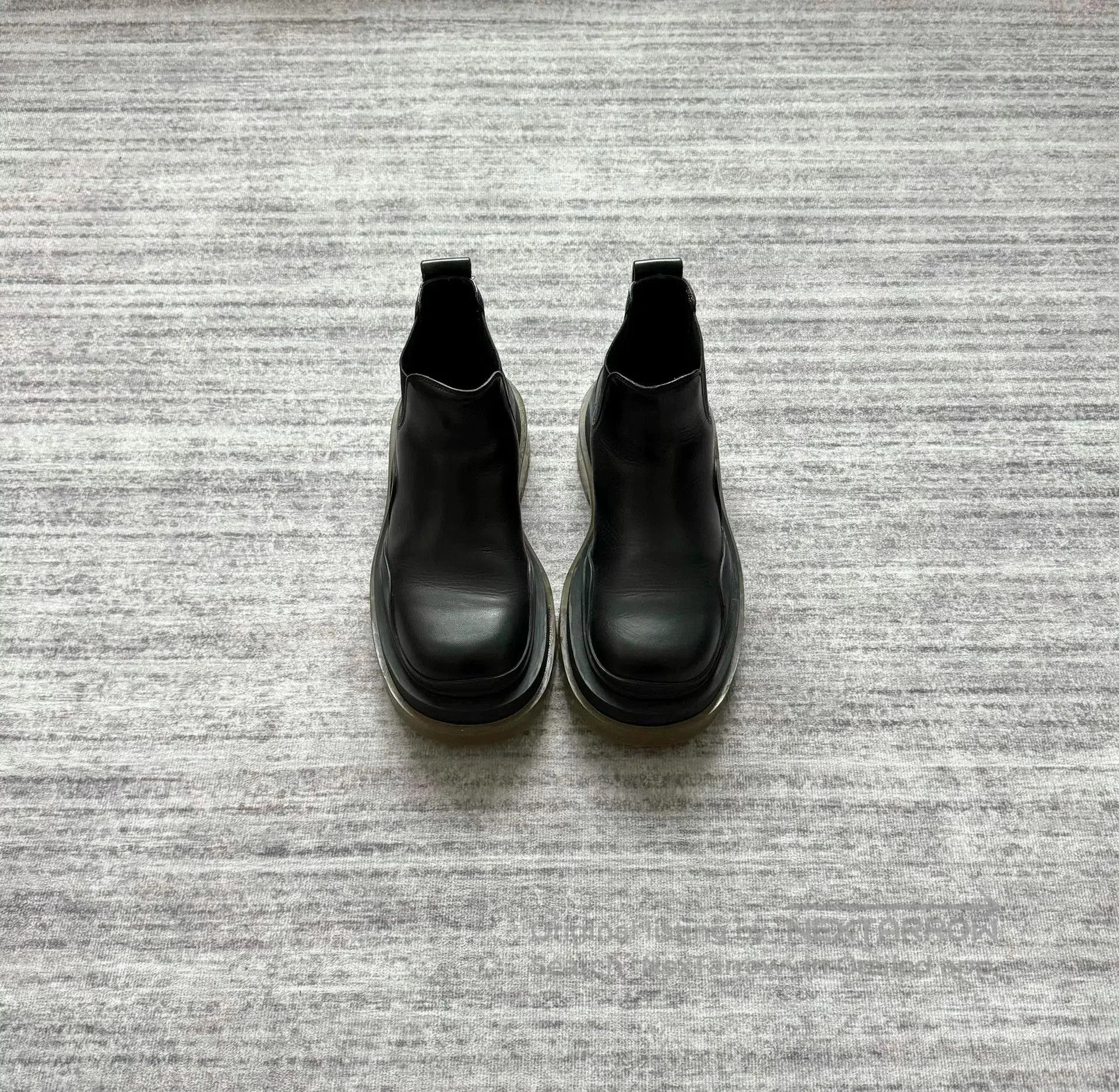 Bottega Veneta Bottega Veneta Black Platform Ankle Boots. Size US 5 / IT 35 - 1 Thumbnail