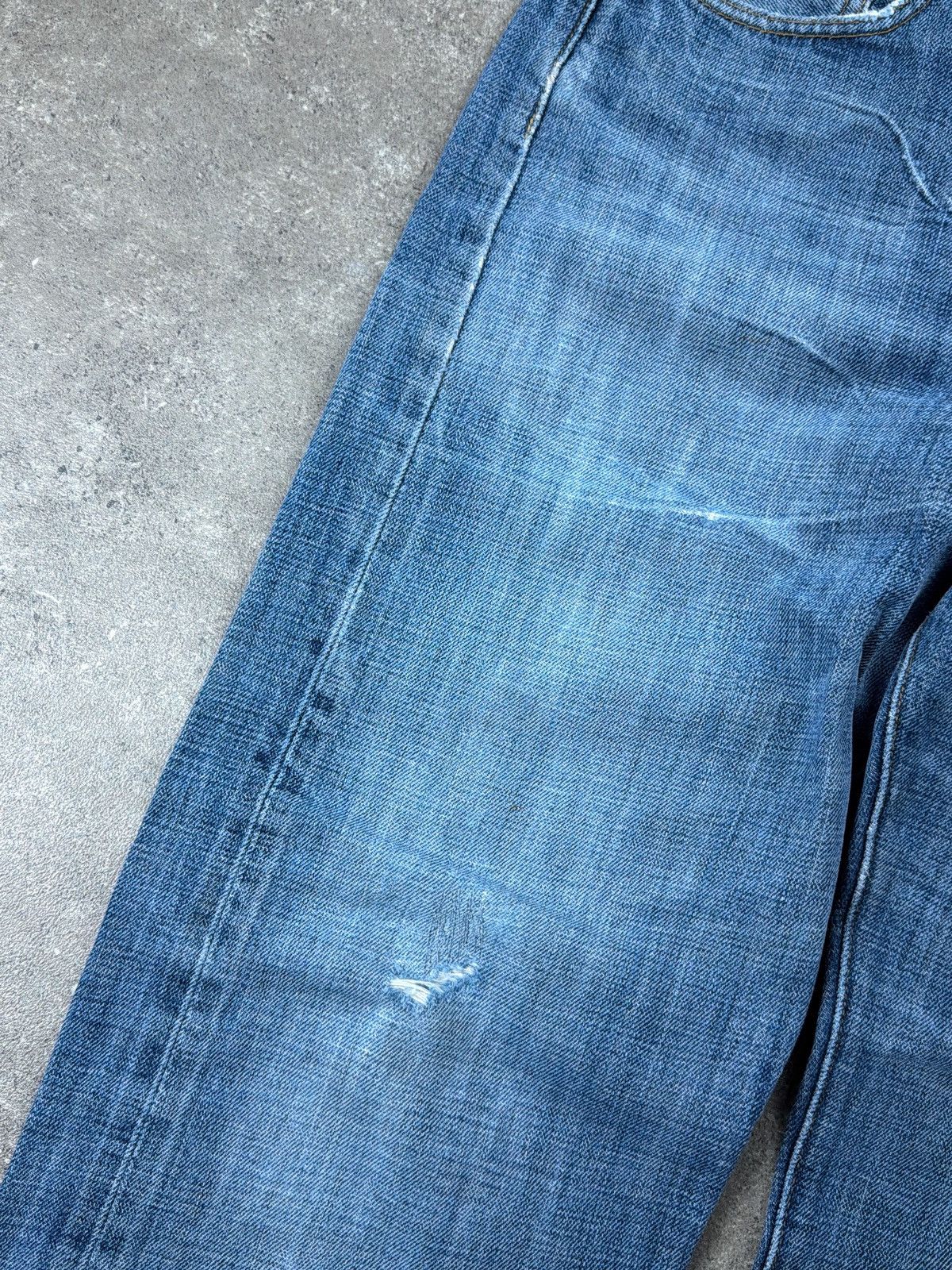 Levi's Vintage Levi’s 501 Early 00s Distressed Size US 36 / EU 52 - 8 Thumbnail