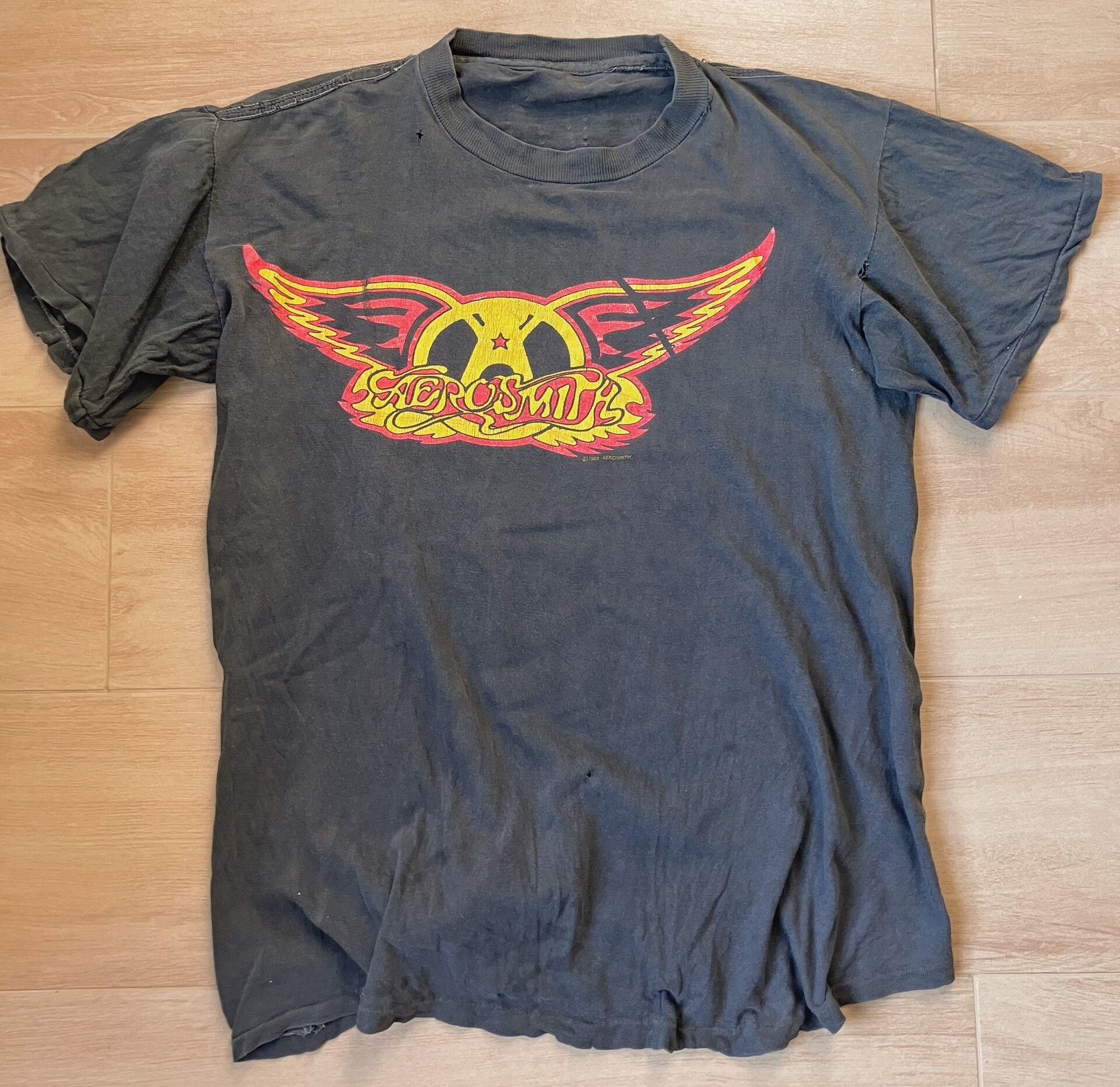 Vintage Vintage Aerosmith Band T-Shirt Size US M / EU 48-50 / 2 - 1 Thumbnail