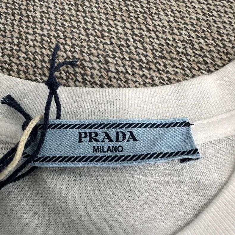 Prada Prada White and pink stitched waist bag round-neck short s Size XS / US 0-2 / IT 36-38 - 3 Thumbnail