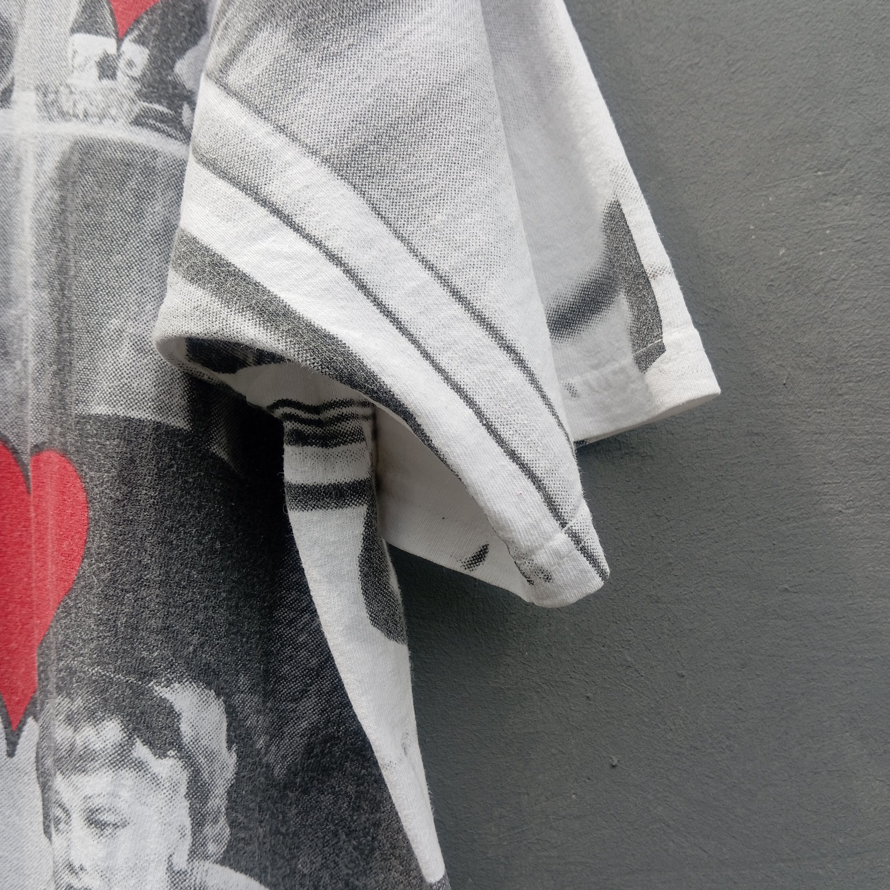 Vintage vintage i love lucy allover print t shirt Size US XL / EU 56 / 4 - 5 Thumbnail