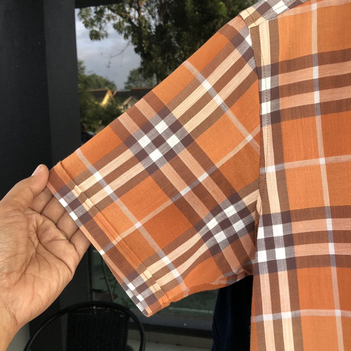 Burberry Burberry London Cotton Checked Nova Check Short Sleeve Size US M / EU 48-50 / 2 - 7 Thumbnail