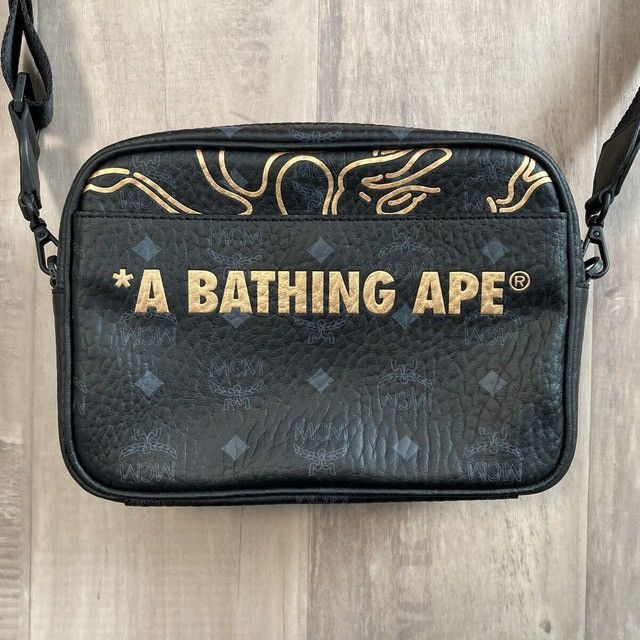 Bape × MCM MCM × BAPE AREN LUNAR NEW YEAR VISETOS POUCH Shoulder Bag Size ONE SIZE - 4 Thumbnail
