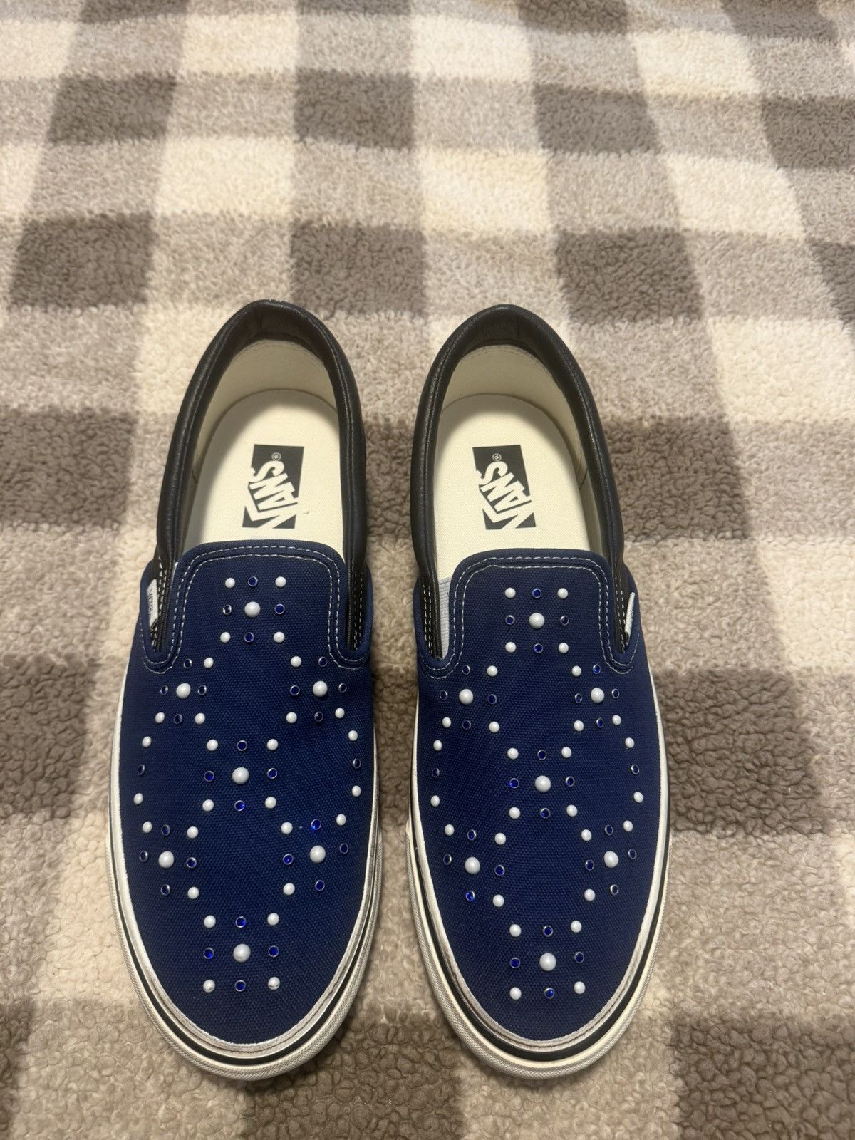 Vans Vans premium classic slip on Pearlized Pack Size US 11.5 / EU 44-45 - 2 Thumbnail
