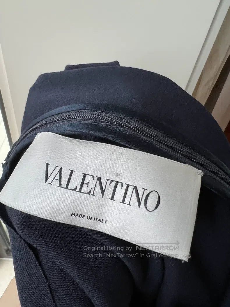 Valentino Valentino Main line dress petal neckline Size L / US 10 / IT 46 - 4 Thumbnail