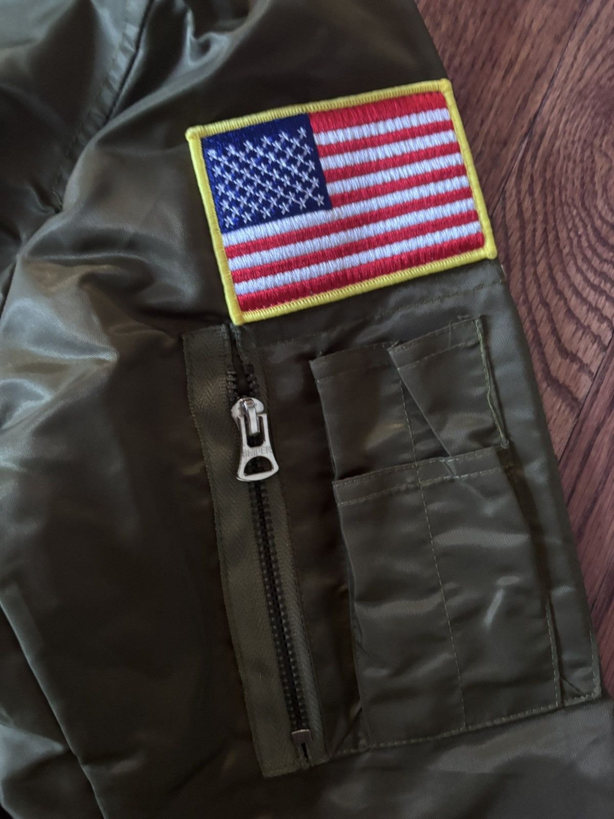 Snipes nasa vintage bomber size xl - fit my wife. Size XL / US 12-14 / IT 48-50 - 8 Thumbnail