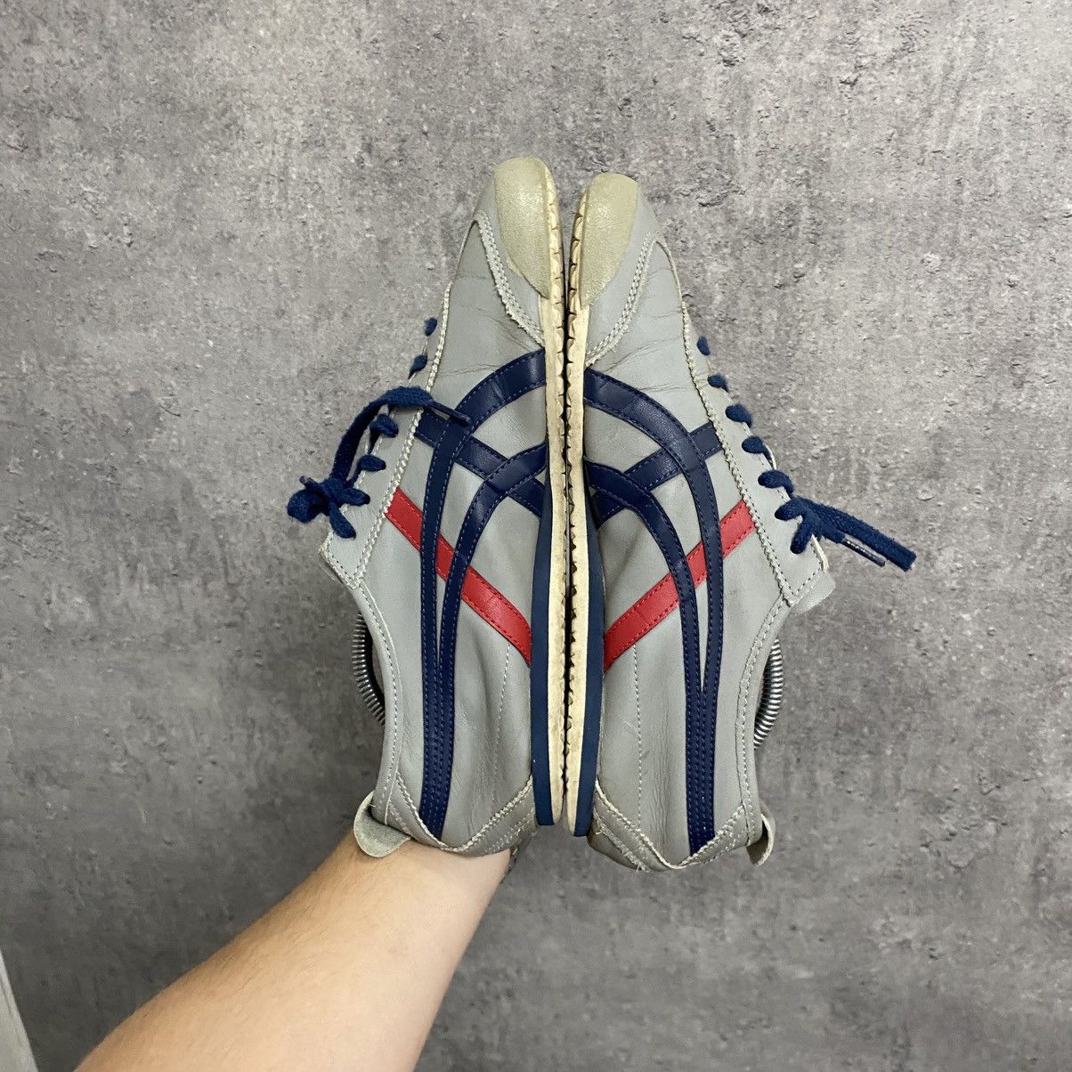 Asics Vintage Asics Onitsuka Tiger Mexico 66 Leather Sneakers Size US 8.5 / EU 41-42 - 7 Thumbnail