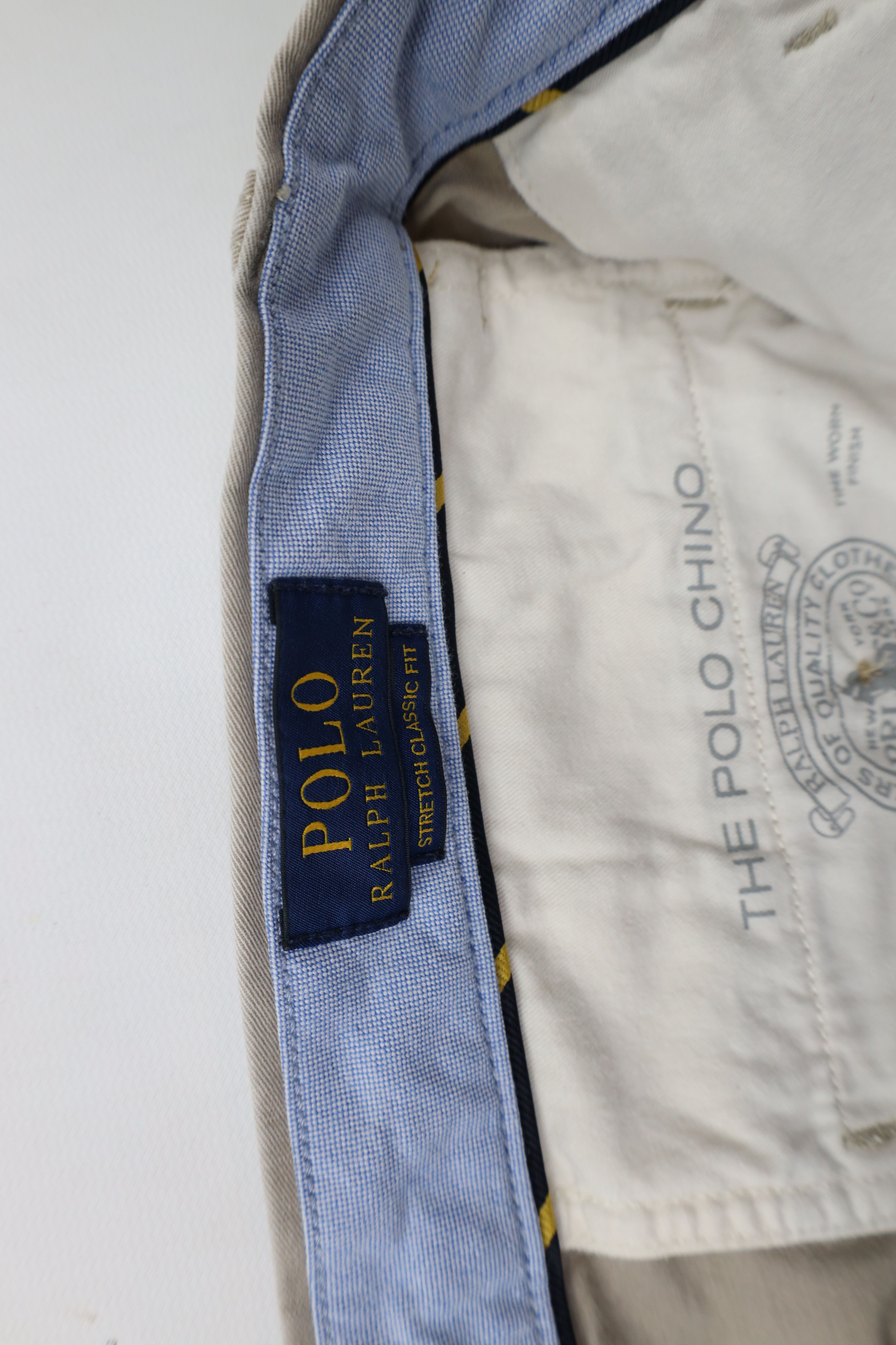 Ralph Lauren × Vintage Vintage Ralph Lauren Above Knee Stretch Chino Shorts Beige Size US 35 - 4 Thumbnail