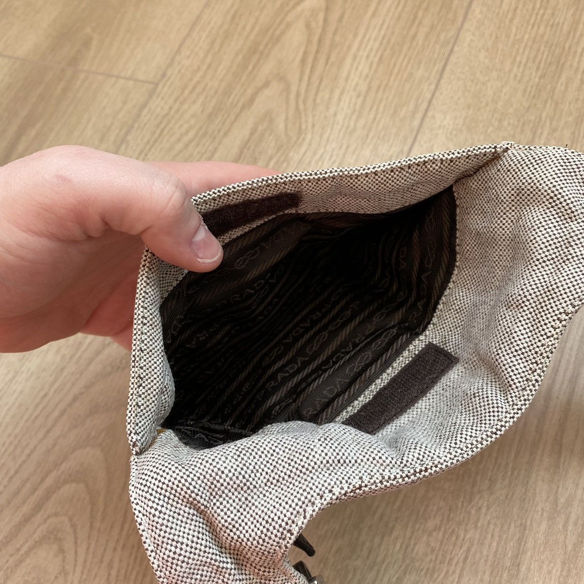 Prada Milano Women's Messenger Mini Bag Authentic 🇮🇹