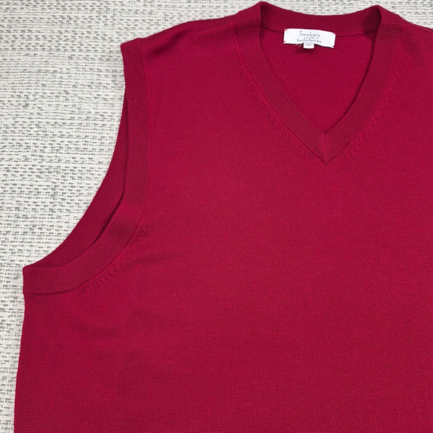 Vintage Turnbury Mens XL Red 100% Extra Fine Merino Wool V Neck Knit Sweater Vest Shirt Size US XL / EU 56 / 4 - 3 Thumbnail