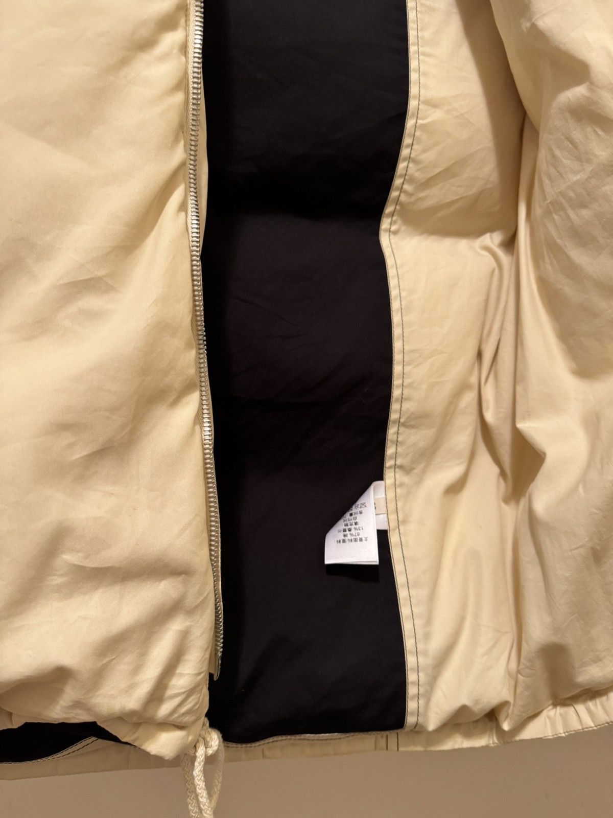 Celine Celine Pre-Fall 2018 Down Hooded Vest Size XS / US 0-2 / IT 36-38 - 7 Thumbnail