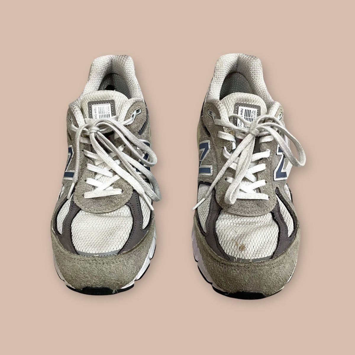 New Balance New Balance 990v4 "Grey Day 2023" Size US 8.5 / EU 41-42 - 6 Thumbnail