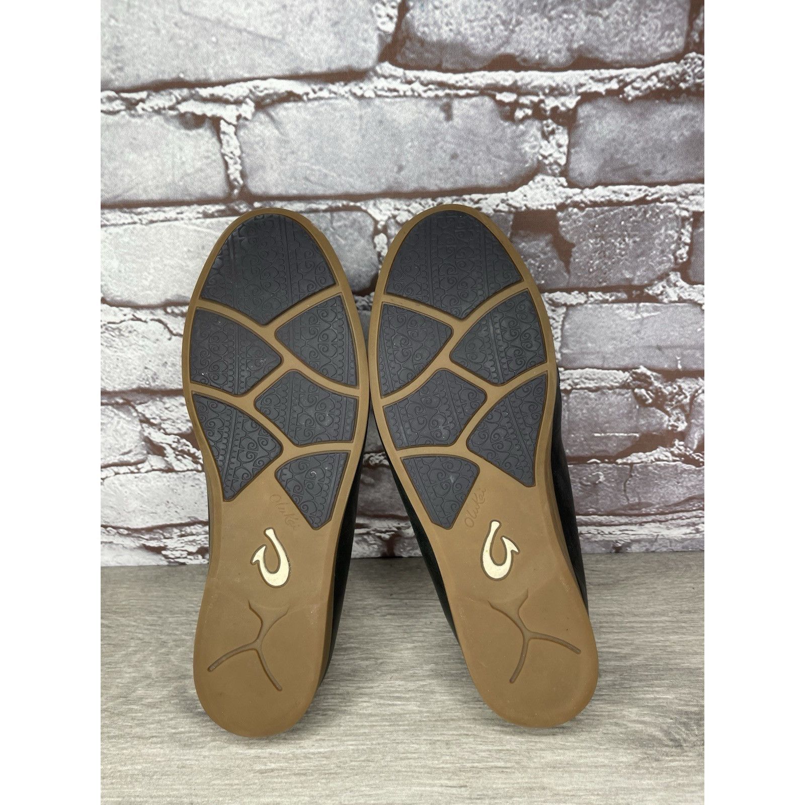 Olukai OluKai Kiele Black Leather Loafer Convertible Slip On Flats Size US 9 / IT 39 - 23 Thumbnail