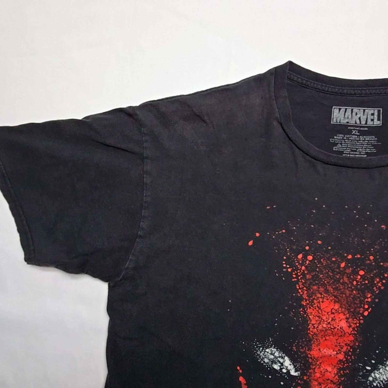 Marvel Comics Marvel Deadpool Shirt Red Black XL Splatter Graphic Tee Size US XL / EU 56 / 4 - 3 Thumbnail