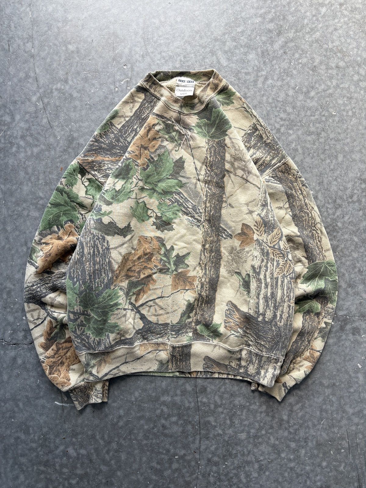 Vintage Vintage 90s Jerzees Realtree Camo Sweatshirt Boxy Fit Size US L / EU 52-54 / 3 - 1 Thumbnail