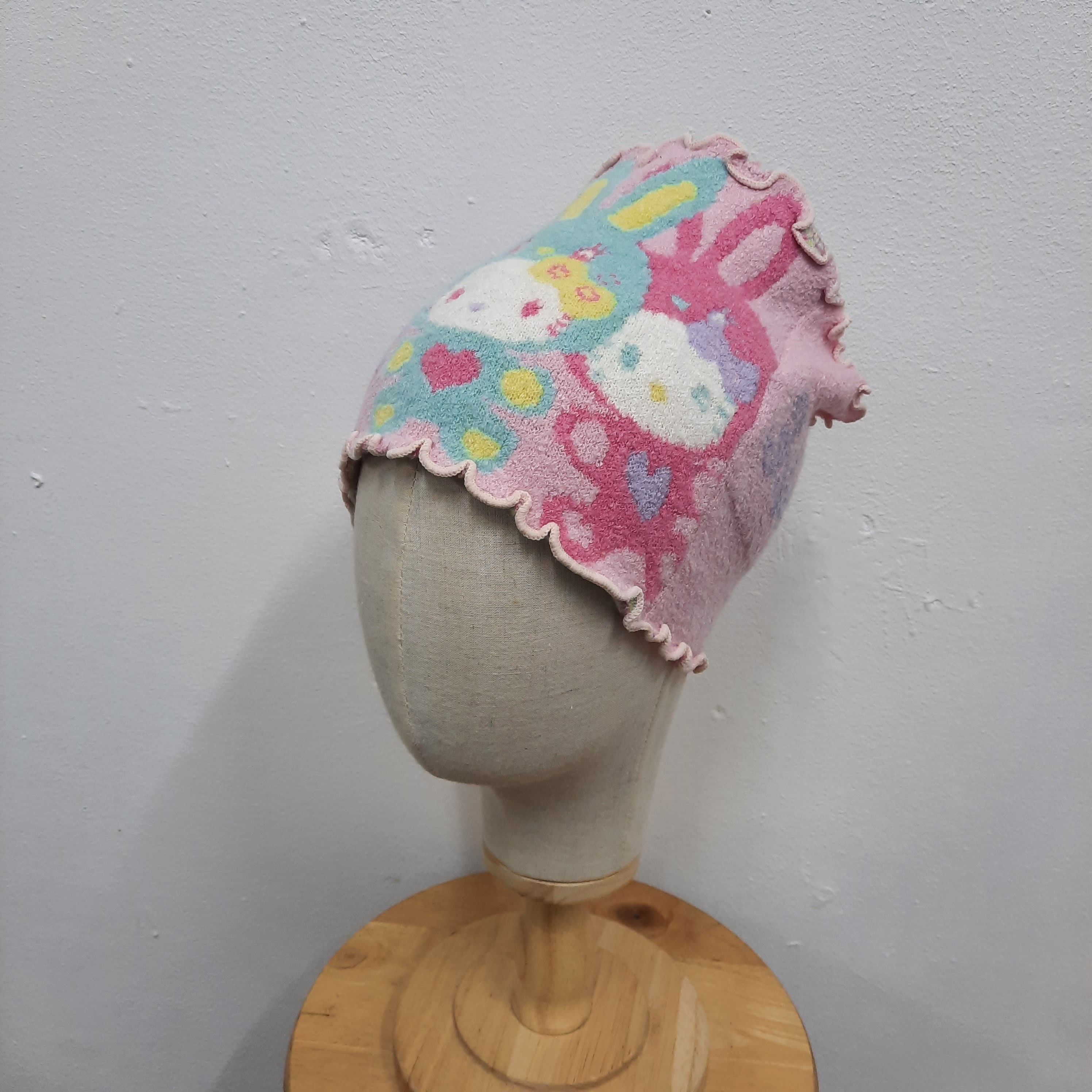 Anime 🐱 Japanese brand hello kitty anime beanie hat Size ONE SIZE - 2 Thumbnail
