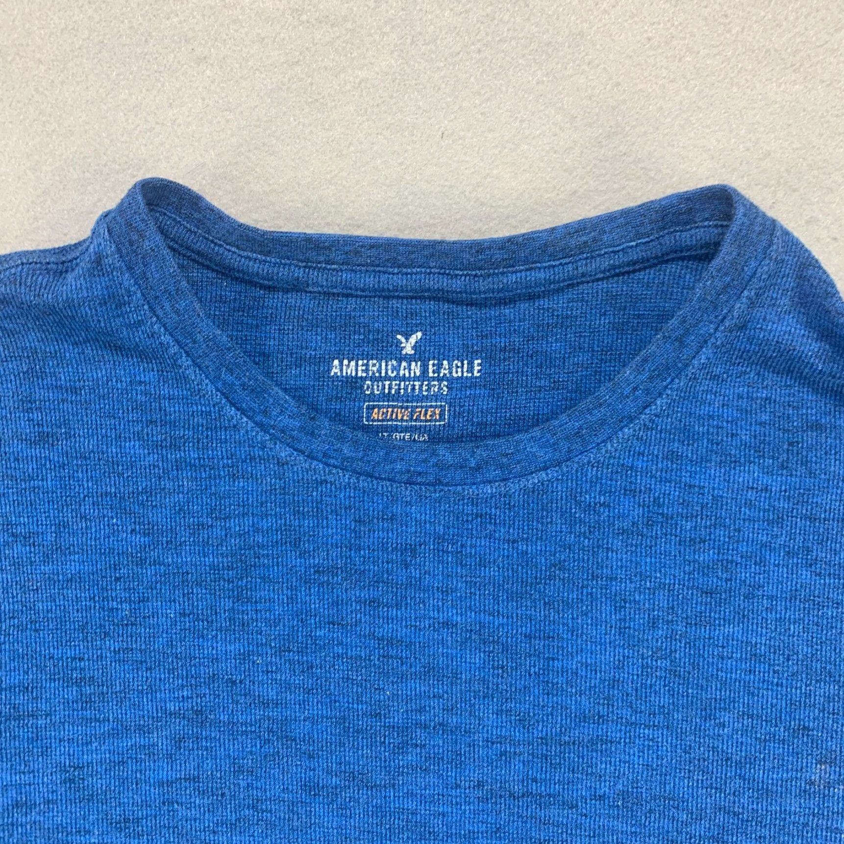 American Eagle Outfitters American Eagle Outfitters Basic Tee Shirt Large Blue Long Sleeve Active Flex Pullover Stretch Knit All Seasons Size US L / EU 52-54 / 3 - 4 Thumbnail