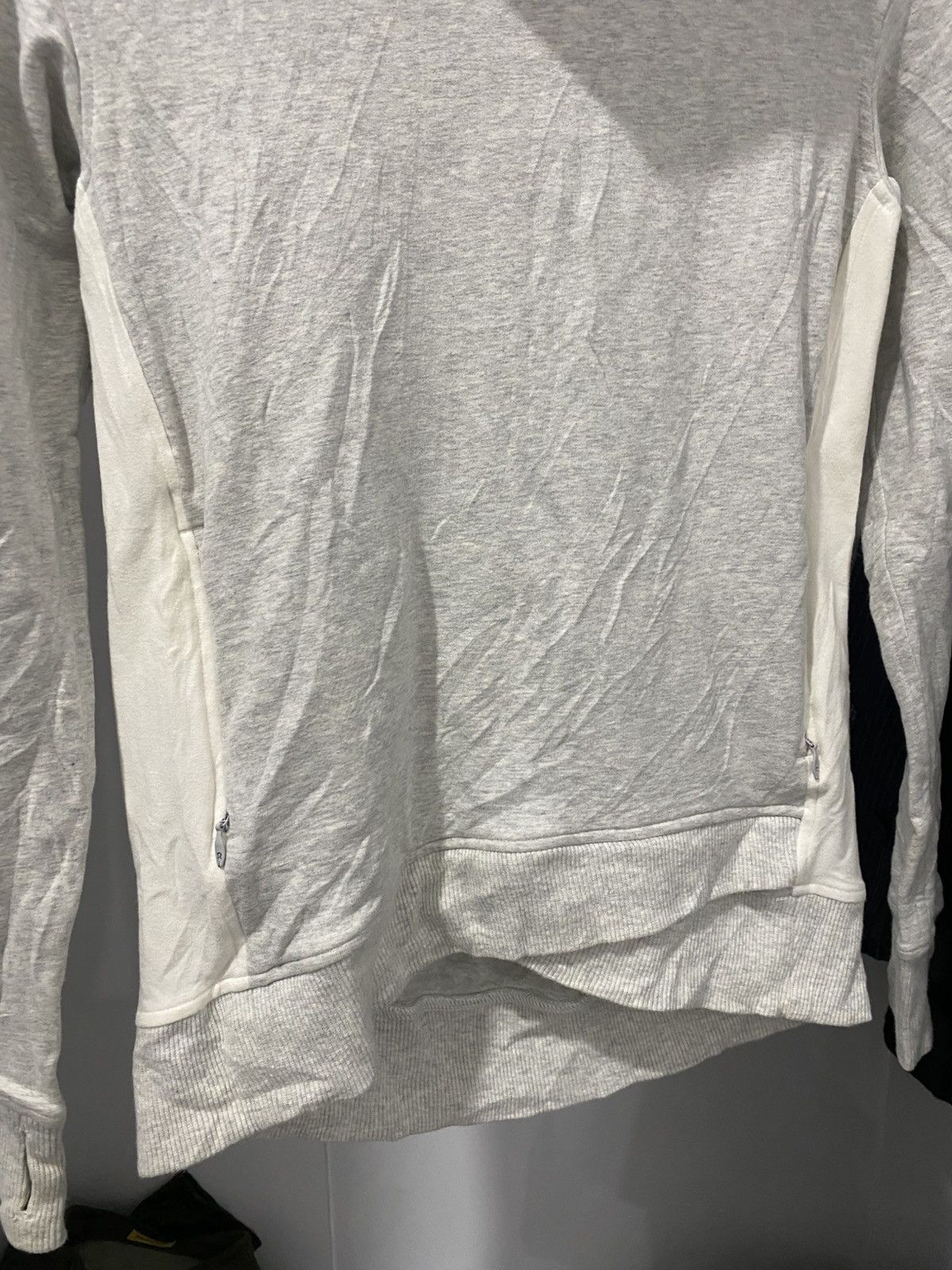 Lululemon Lululemon Turtle Sweater Size M / US 6-8 / IT 42-44 - 3 Thumbnail