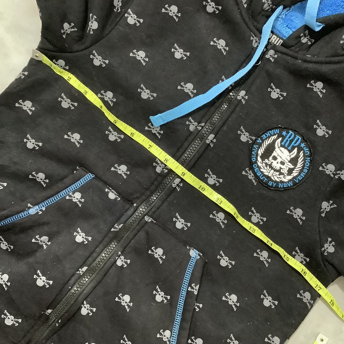 Japanese Brand × Seditionaries Run Pride Skulls Y2K Hoodie Size US M / EU 48-50 / 2 - 9 Thumbnail