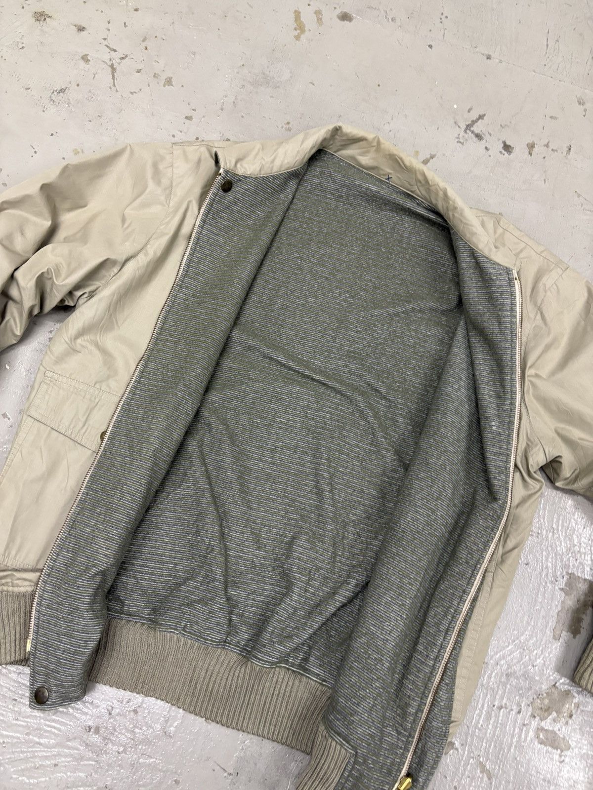 Buzz Rickson's Vintage 90s Flight Bomber Jacket Reversible Size US L / EU 52-54 / 3 - 11 Thumbnail