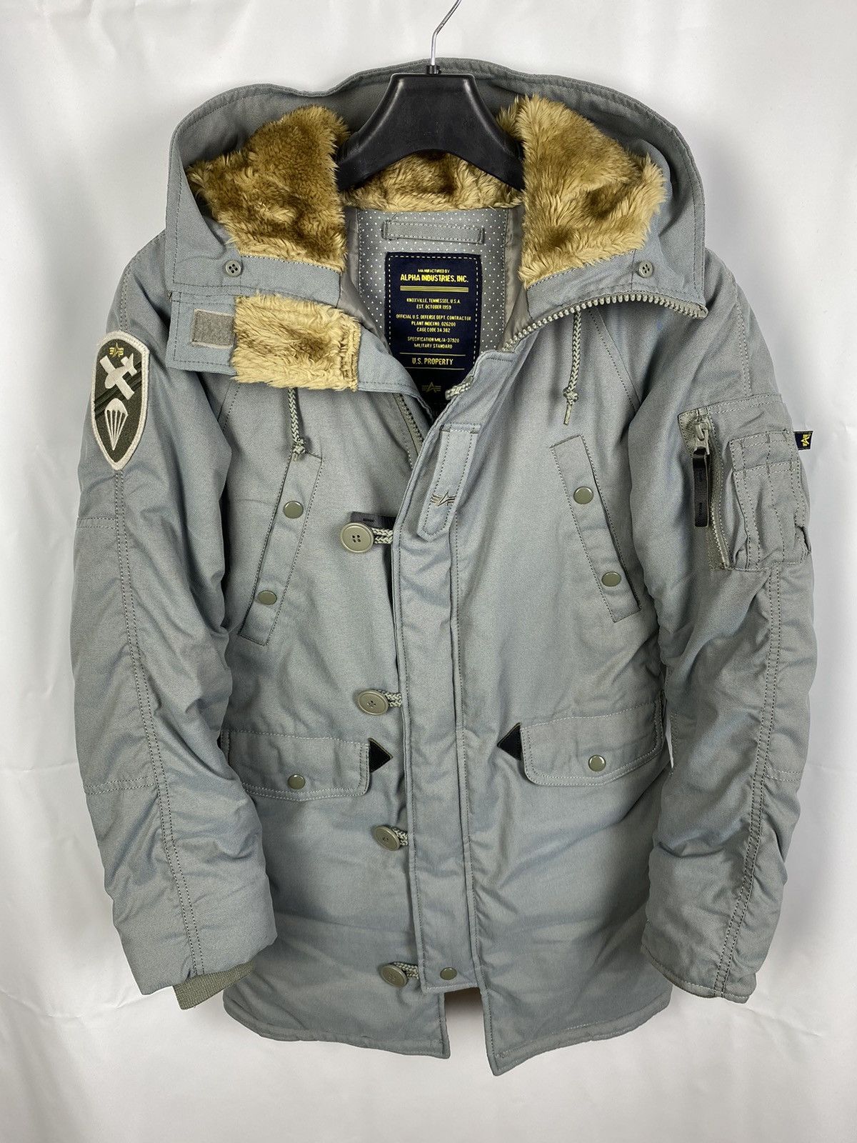 image of Alpha Industries Women Altitude Parka Alaska Size Xs in Grey