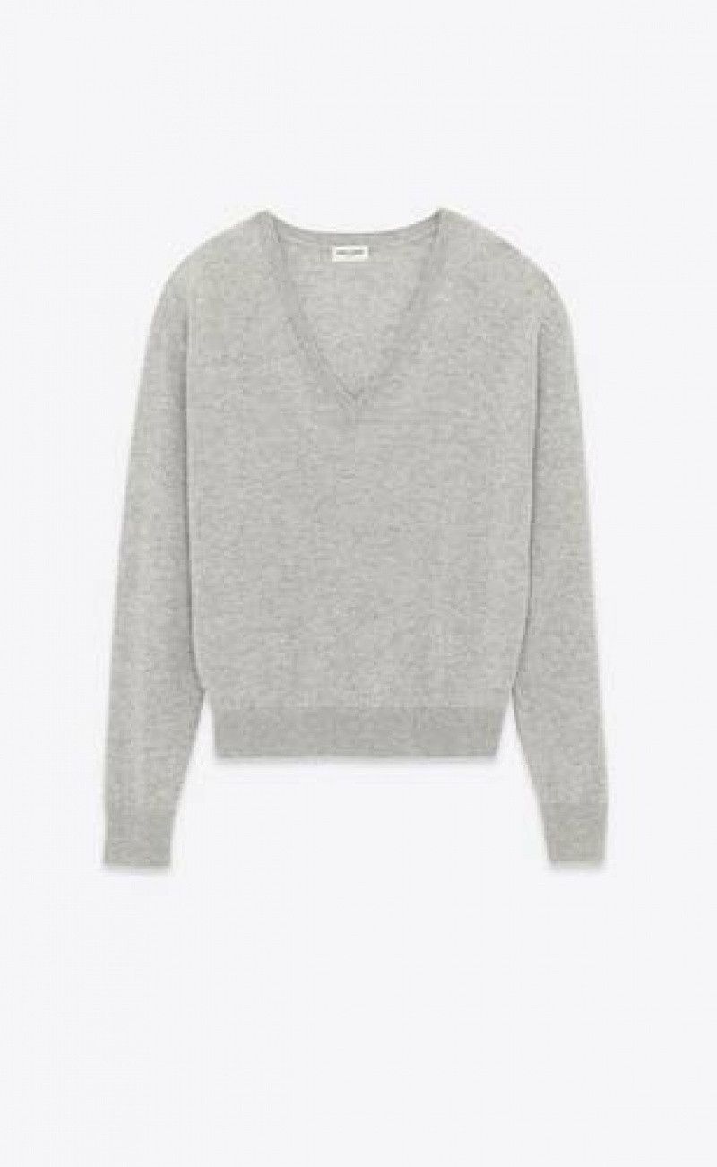Saint Laurent Paris o1s1wg111124 V-Neck Sweater in Cashmere in Grey Size US XS / EU 42 / 0 - 1 Thumbnail