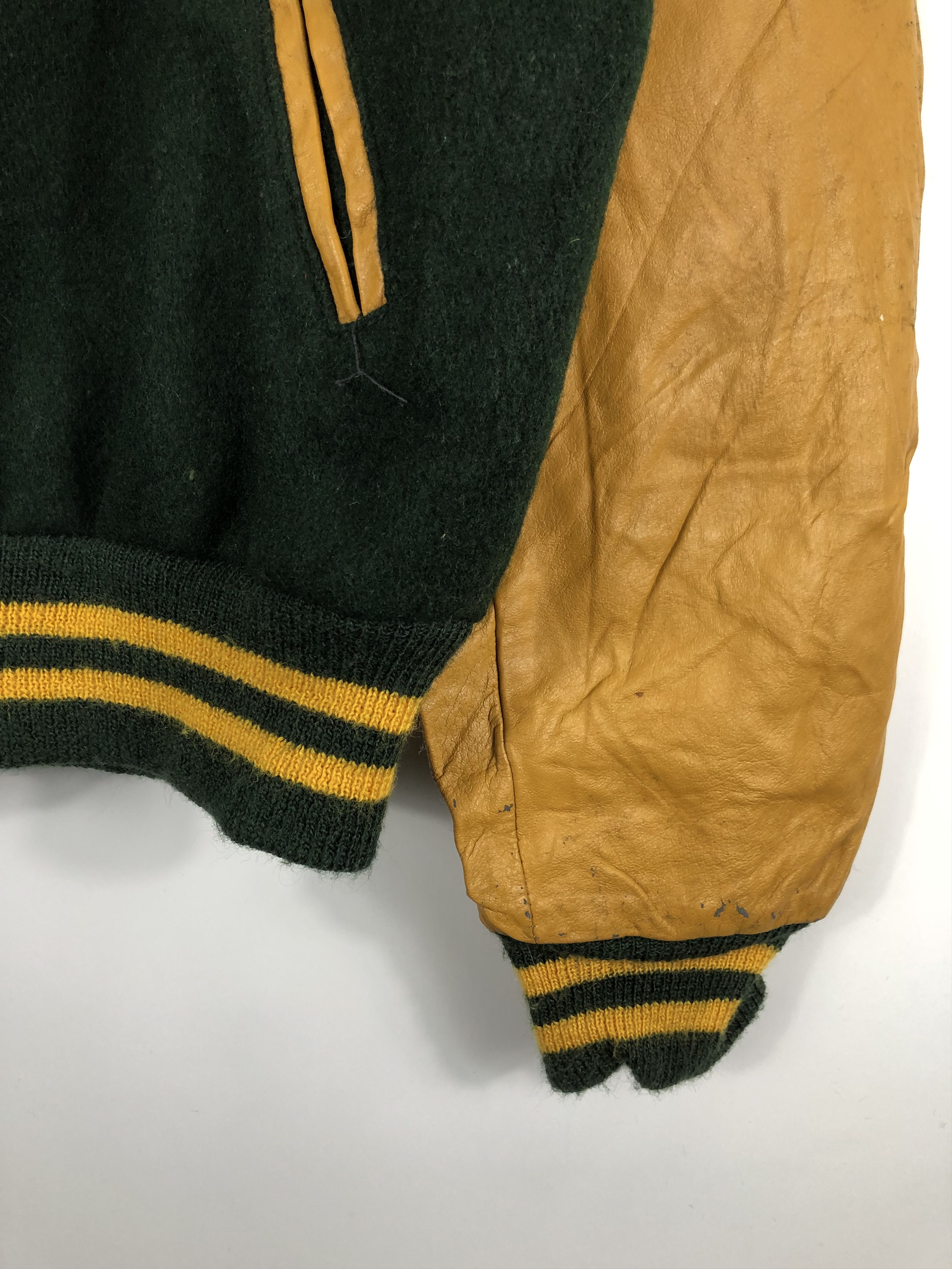 Golden Bear Vintage 80s Golden Bear Varsity Jacket Leather Sleeve V0243 Size US L / EU 52-54 / 3 - 6 Thumbnail