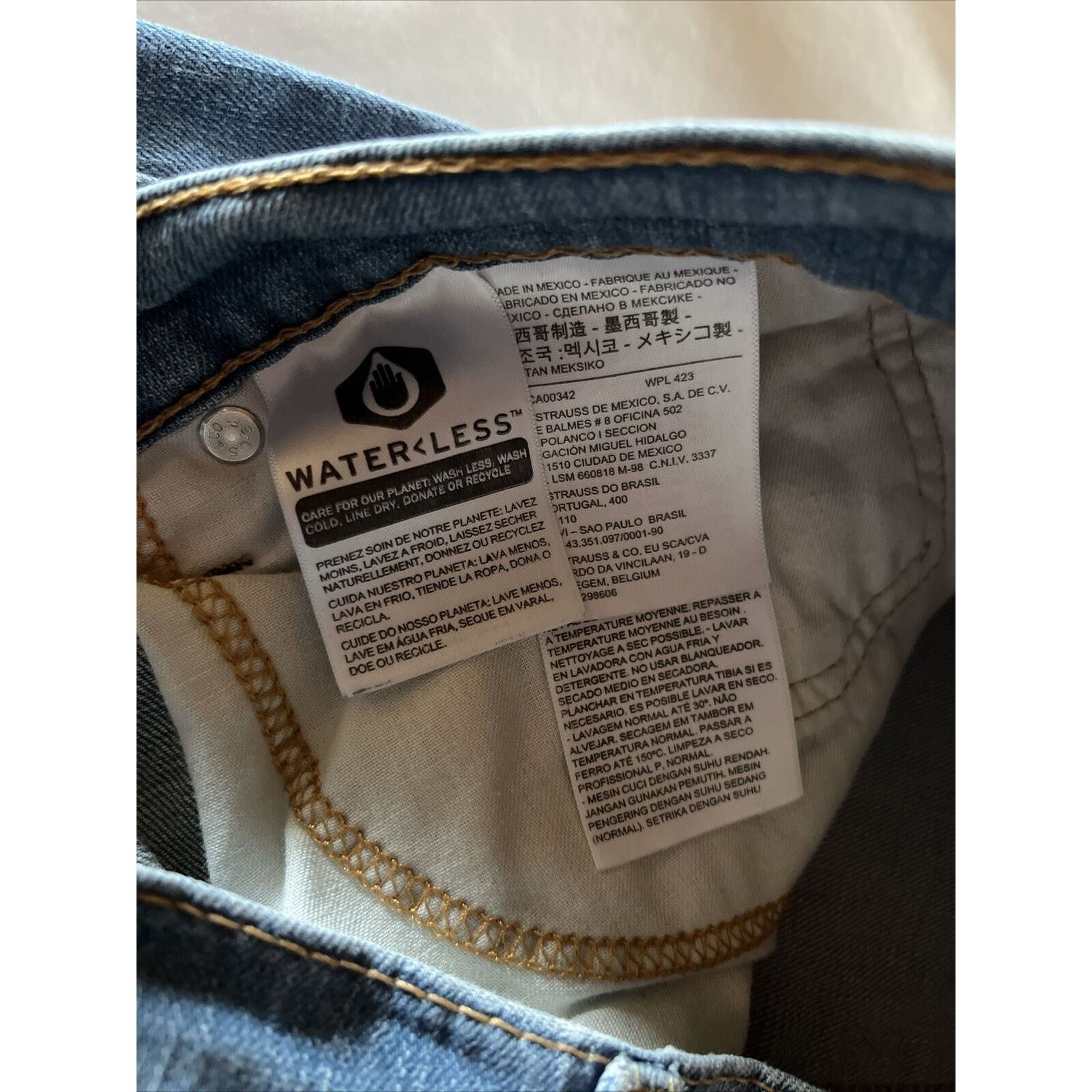 Levi's Levi’s 514 Jeans Mens 31x30 Blue Cotton Denim Light Wash Y2k Size US 31 - 11 Thumbnail
