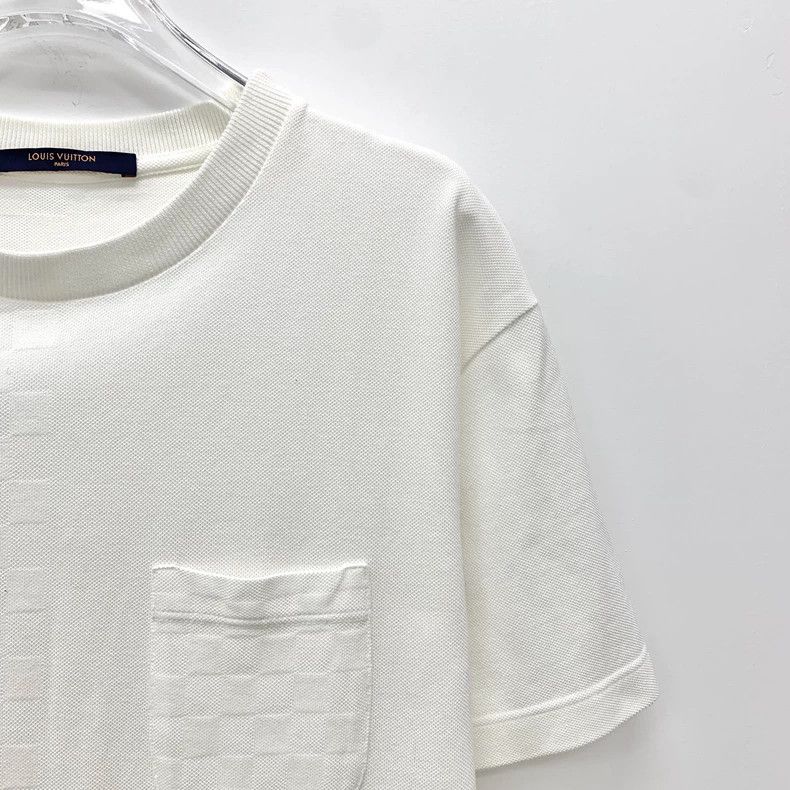 Louis Vuitton Louis Vuitton White dark checkerboard crewneck cotton shor Size US S / EU 44-46 / 1 - 3 Thumbnail