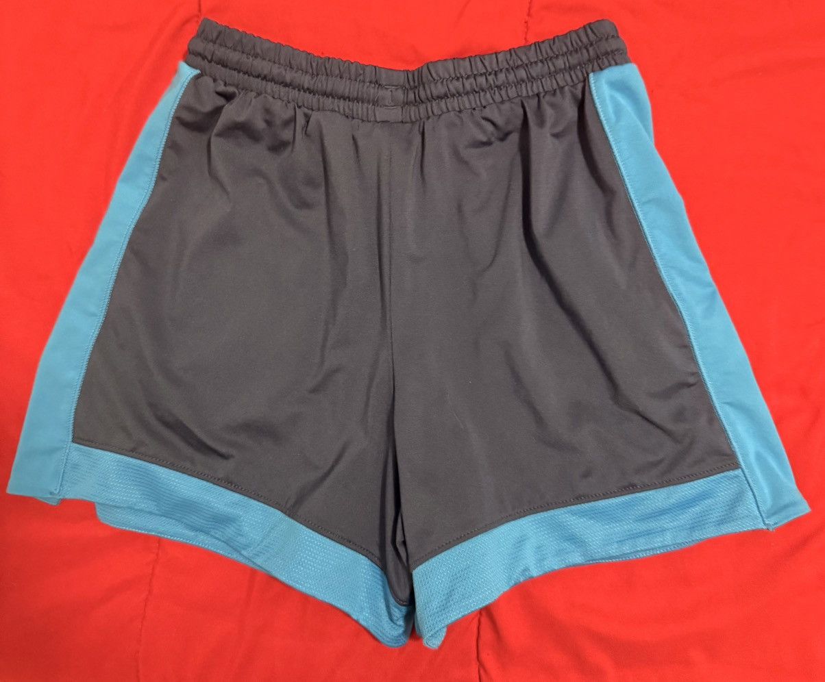 Under Armour Under Armour shorts with pockets Size 25" / US 0 / IT 36 - 3 Thumbnail