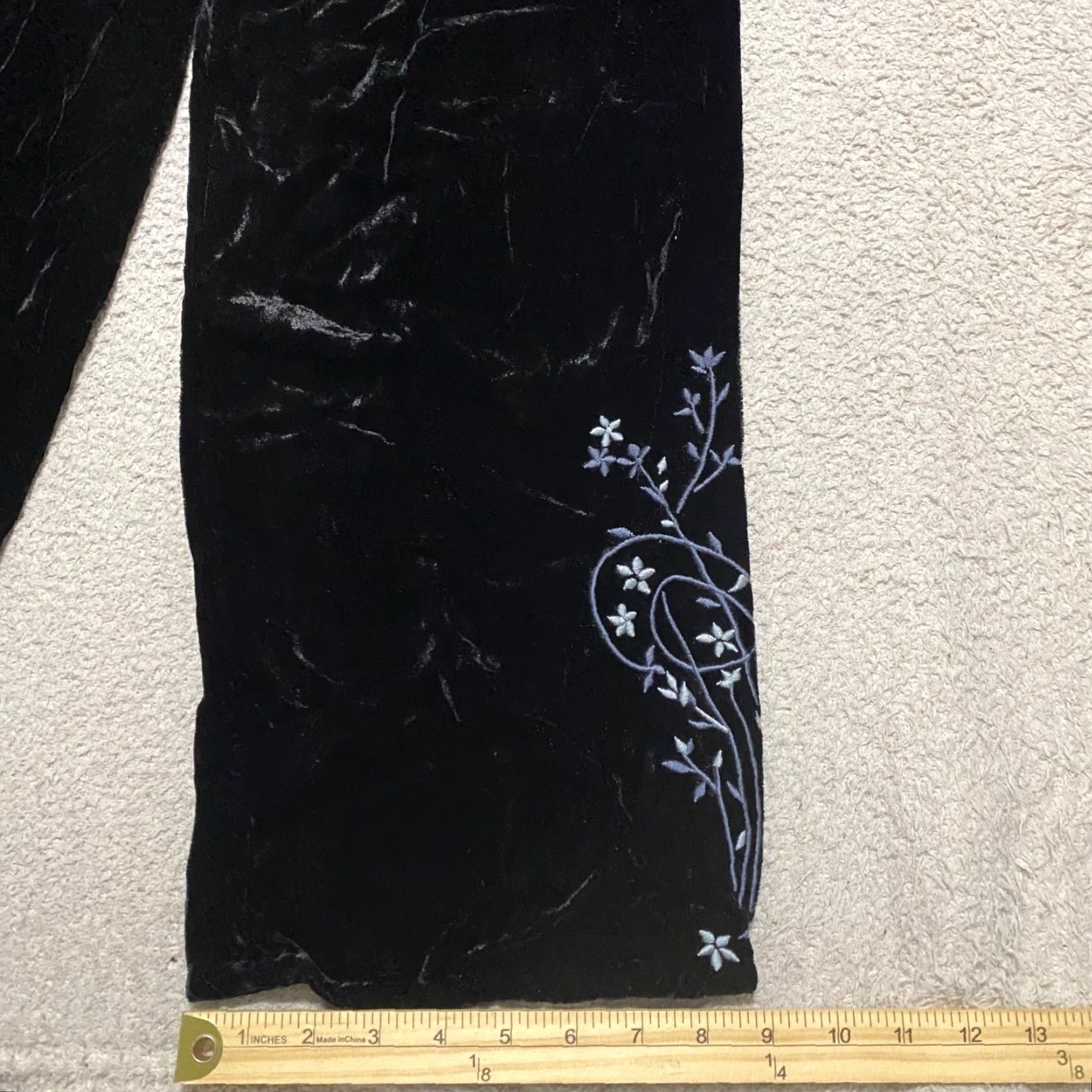 J. Jill J. Jill Pants Womens 10 Black Velvet Embroidered High Rise Straight Casual Dress Pants Womens Size 10 Velvet Embroidered Pockets Size 32" / US 10 / IT 46 - 4 Thumbnail