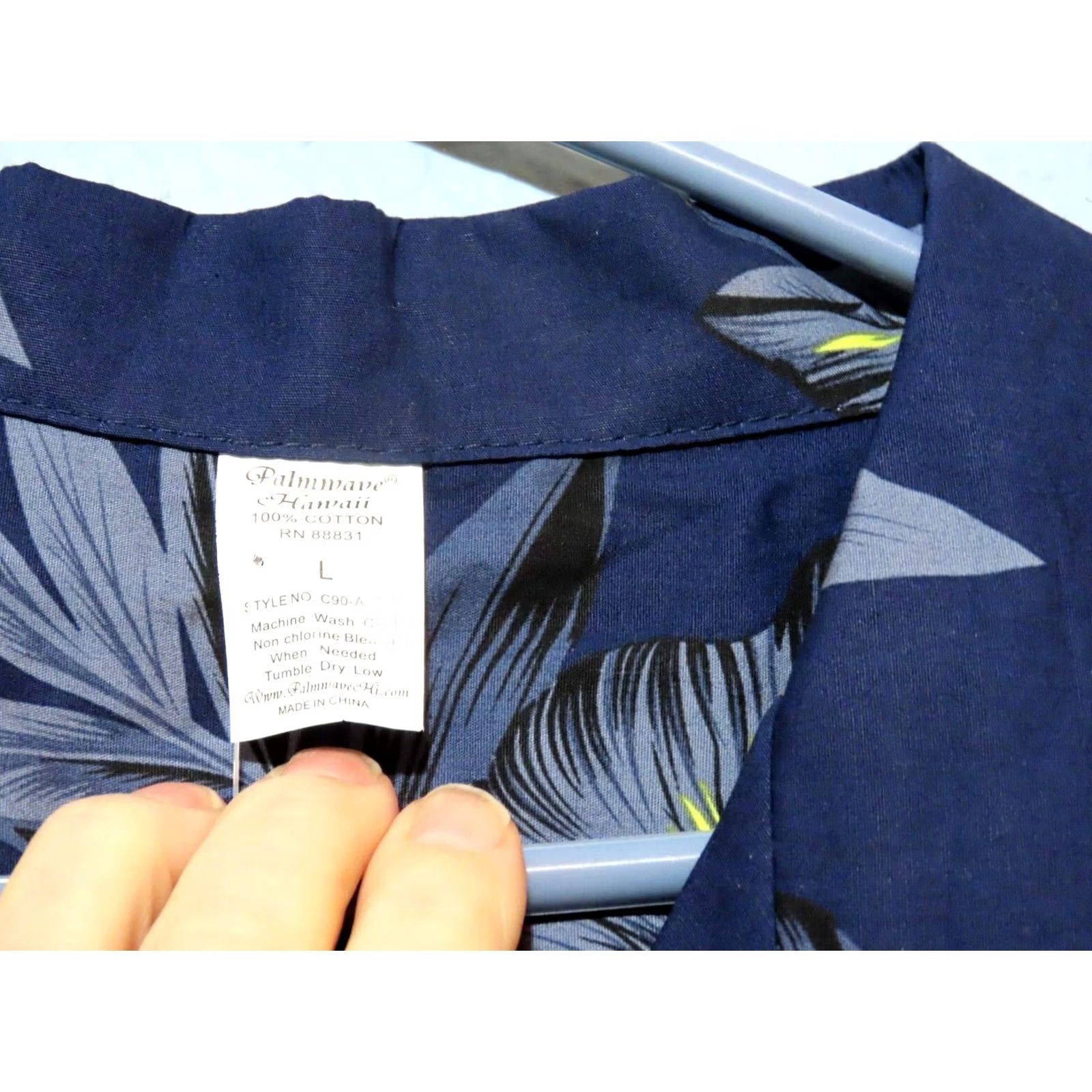 Vintage Palmwave Hawaii Mens L Navy Blue Floral Hawaiian Shirt NWT Size US L / EU 52-54 / 3 - 5 Thumbnail