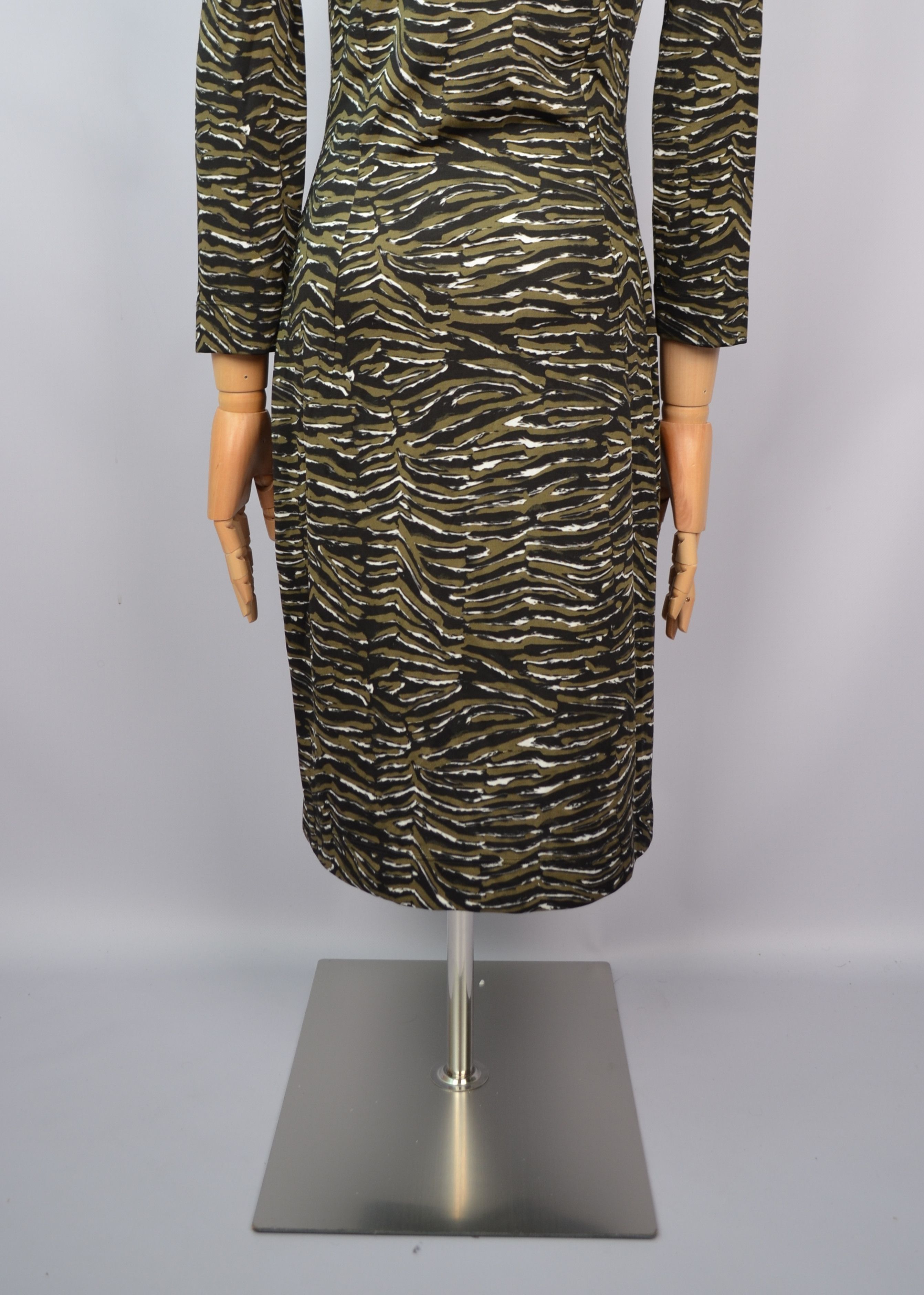 Just Cavalli × Roberto Cavalli Just Cavalli 3/4 Sleeve Fitted Stretch Dress Zebra Print 44 Size M / US 6-8 / IT 42-44 - 7 Thumbnail