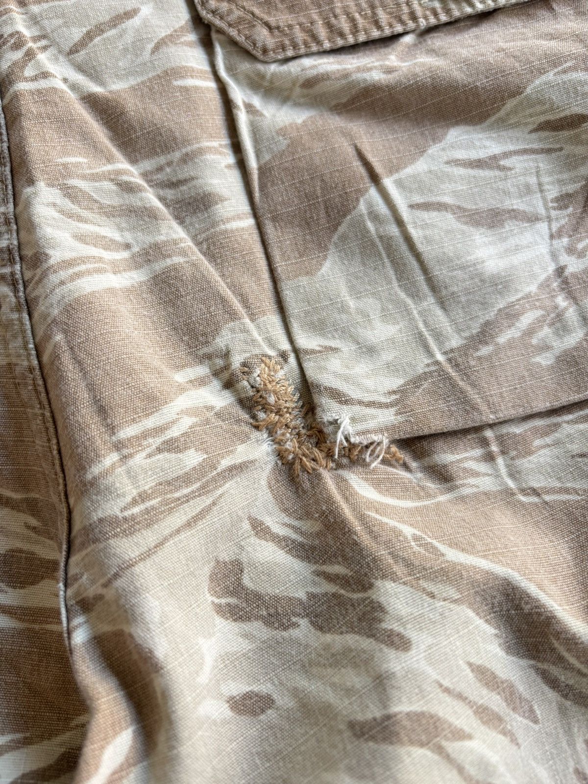 Stussy Vintage Worn Stussy Tiger Stripe Camo Pants Size US 36 / EU 52 - 11 Thumbnail