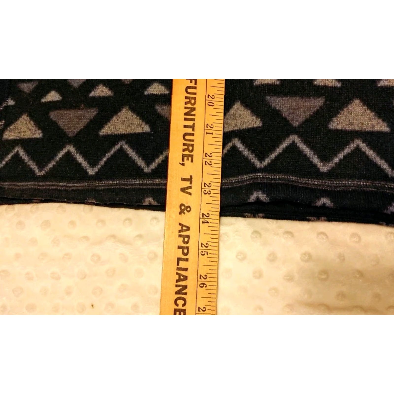 The North Face VINTAGE The North Face Woman's 1/4 Zip Aztec Print Gray Black Fleece Small Shirt Women L Black Aztec 1/4 Zip Pullover Vintage The North Face Women Size L / US 10 / IT 46 - 5 Thumbnail