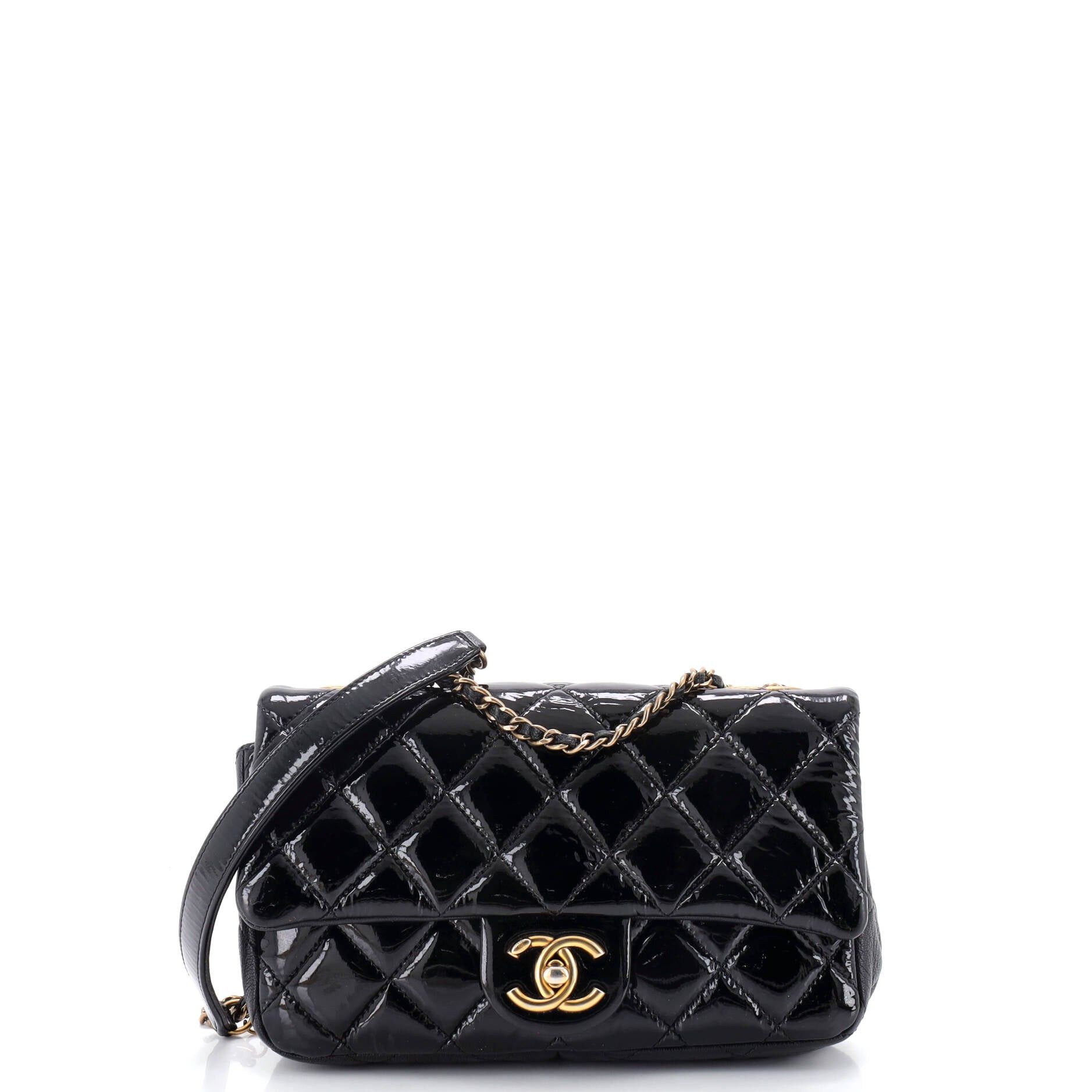 Chanel CC Eyelet Flap Bag Size ONE SIZE - 1 Thumbnail