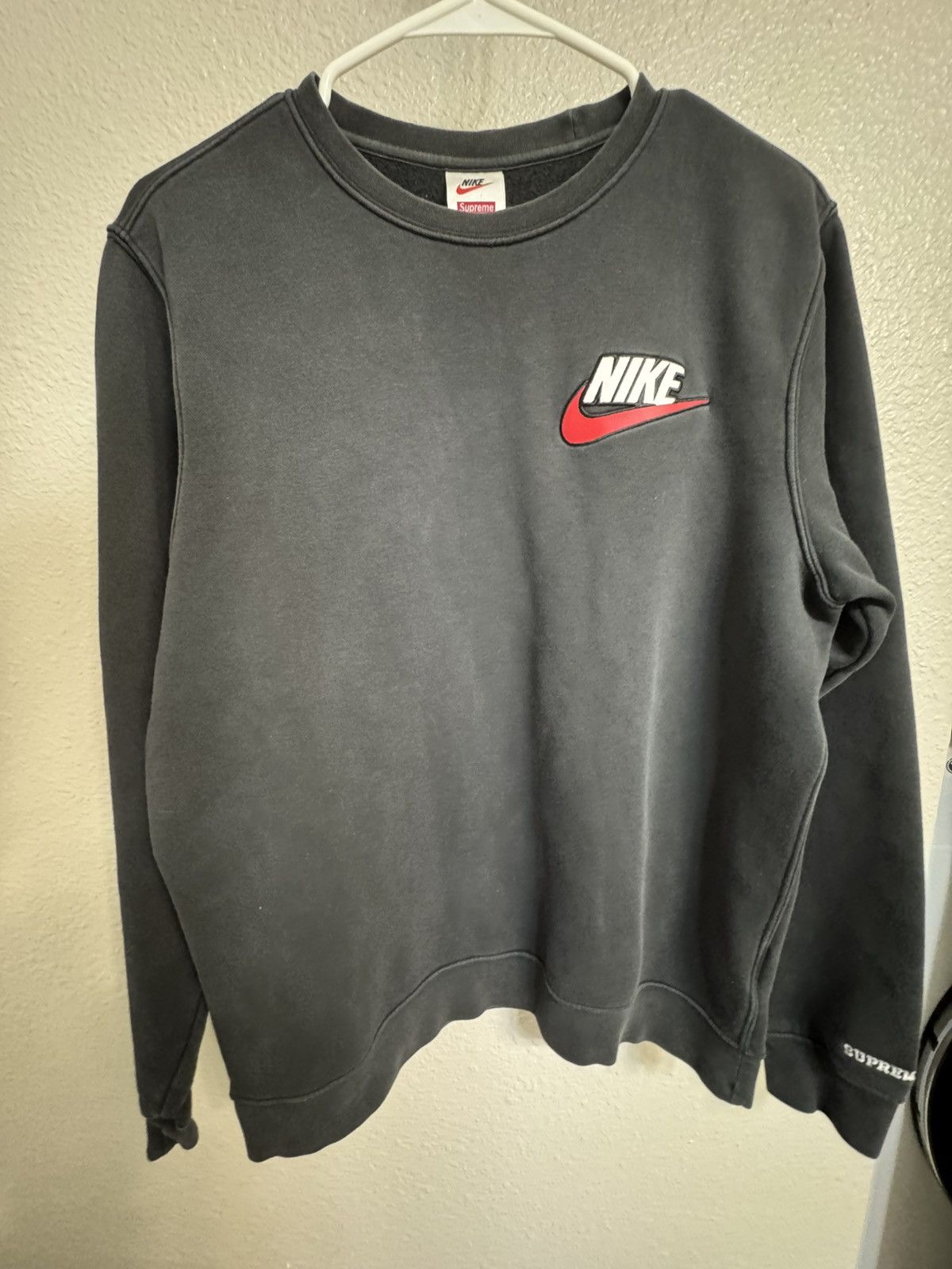 Nike × Supreme Nike x Supreme 2018 Small Sweatshirt Size US S / EU 44-46 / 1 - 1 Thumbnail