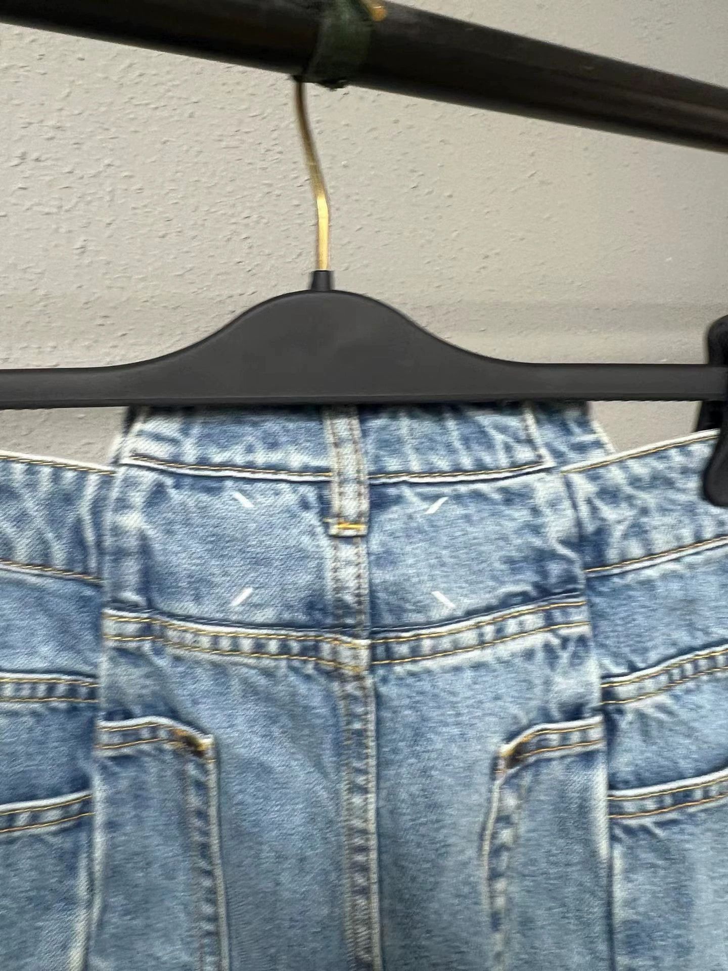 Maison Margiela Maison Margiela deconstructed jeans Size 26" / US 2 / IT 38 - 3 Thumbnail