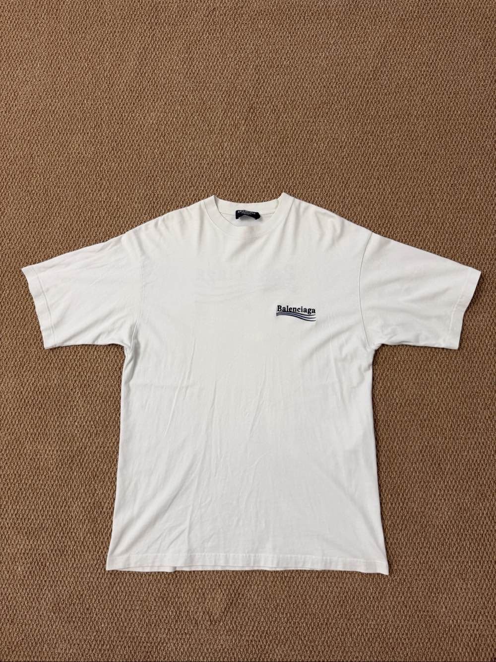 Balenciaga Balenciaga Political Campaign Logo T-Shirt Size XS Size US XS / EU 42 / 0 - 1 Thumbnail