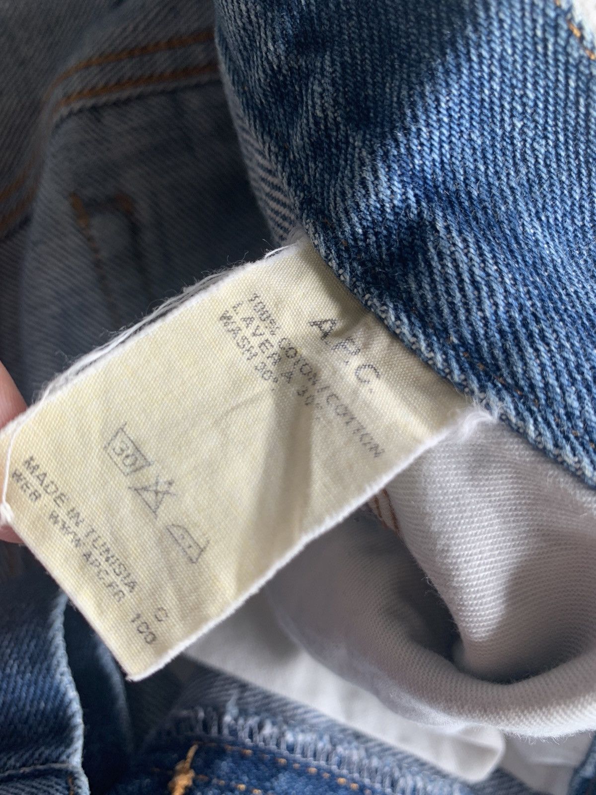 A.P.C. VINTAGE APC SELVEDGE BUTTON FLY FADED DISTRESSED DENIM Size US 30 / EU 46 - 16 Thumbnail