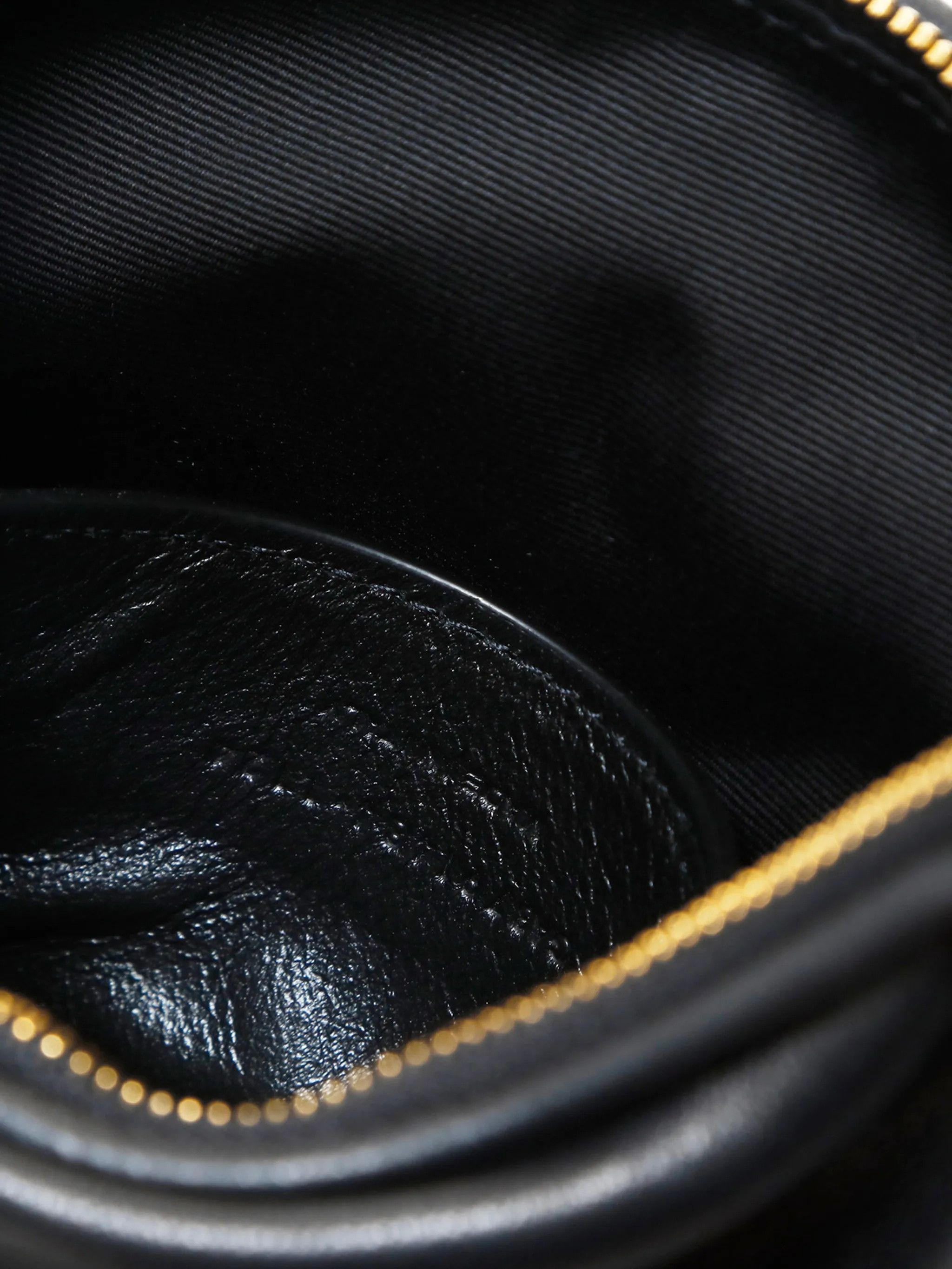 Saint Laurent Paris os11x0526 Size: OS / Calypso Small Shoulder Bag in Black Size ONE SIZE - 5 Thumbnail