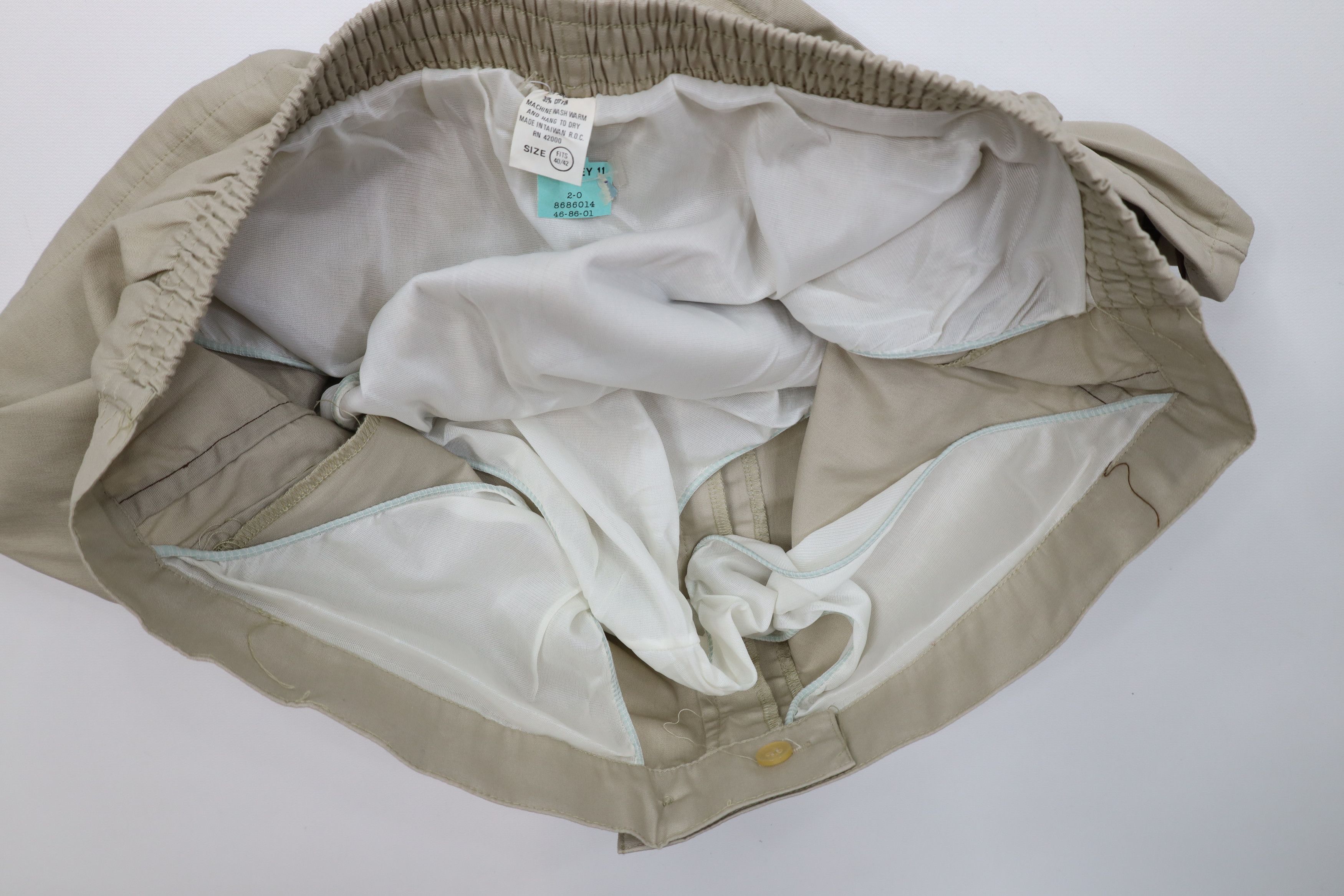 Vintage Deadstock Vintage 70s Streetwear Running Tennis Shorts Beige Size US 40 / EU 56 - 7 Thumbnail