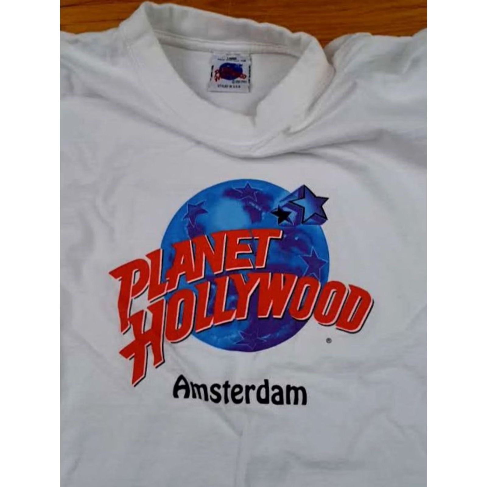 Planet Hollywood VINTAGE Planet Hollywood White T-Shirt L Men 1991 90s Short Sleeve Shirt Mens White 28in long 22in pit to pit Size US L / EU 52-54 / 3 - 3 Thumbnail