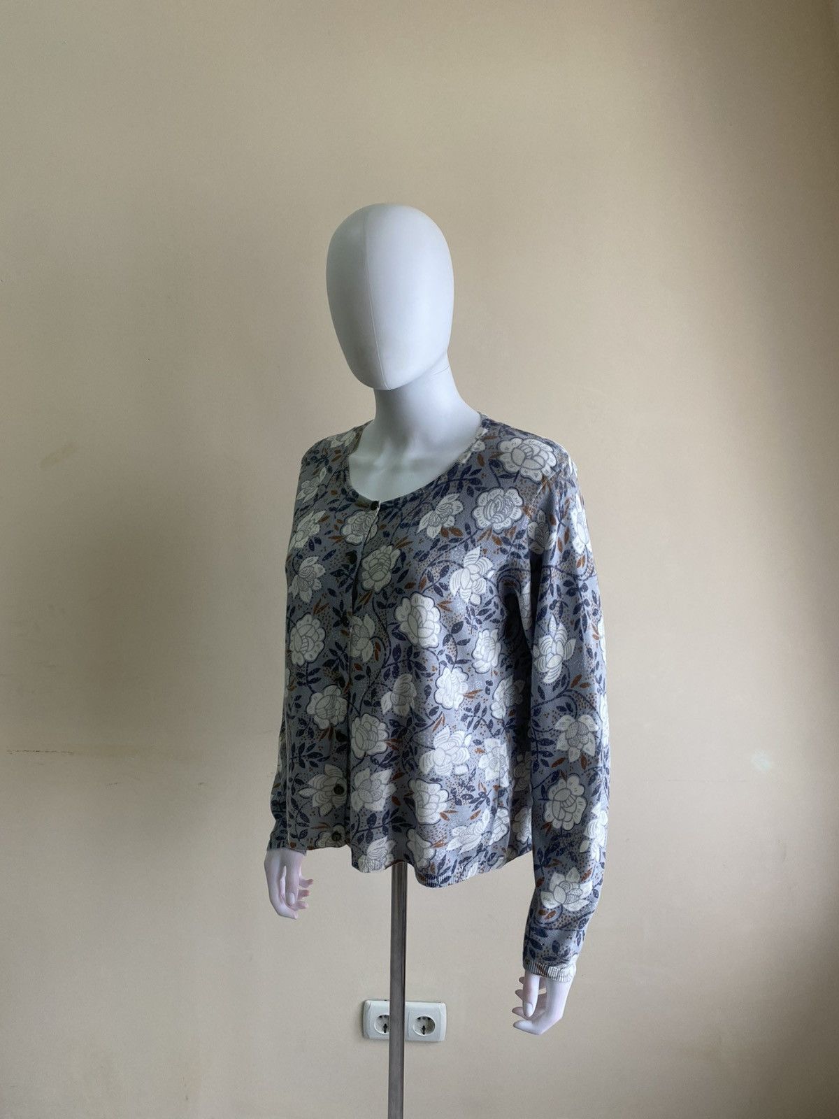 Gudrun Sjoden Gudrun Sjoden Gray Floral Knit Button Down Cardigan Sweater Size M / US 6-8 / IT 42-44 - 6 Thumbnail