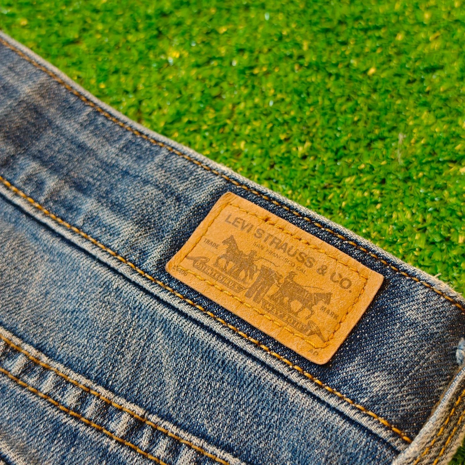 Levi's Levi's 525 Jeans Womens 30 Blue straight perfect waist Size 30" / US 8 / IT 44 - 10 Thumbnail